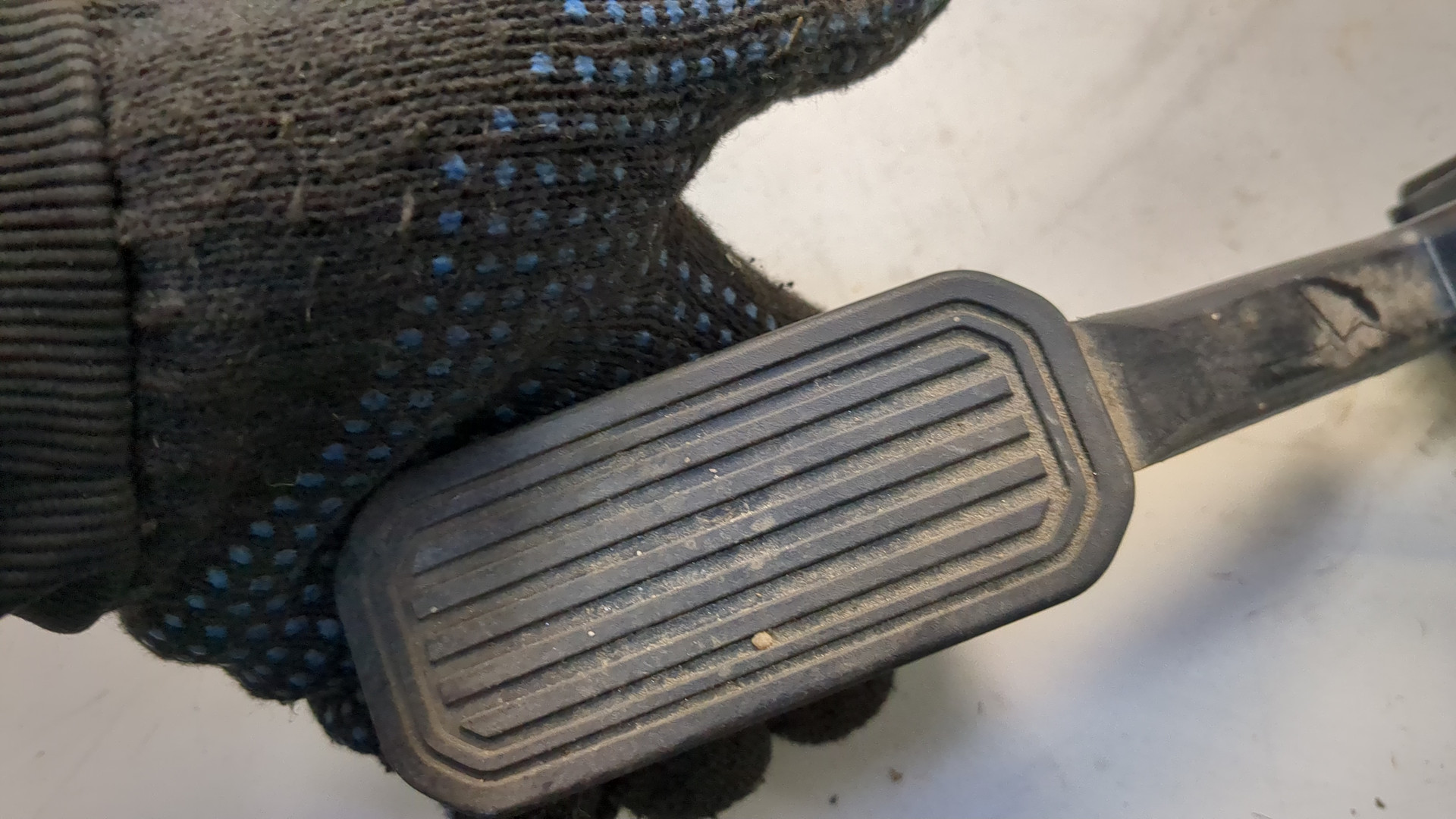 Педаль газа