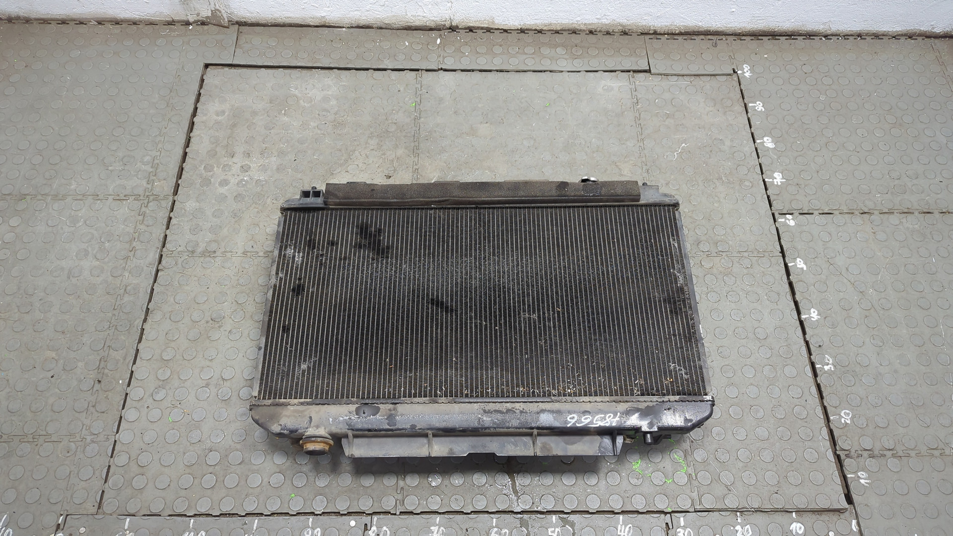 Радиатор охлаждения двигателя основной