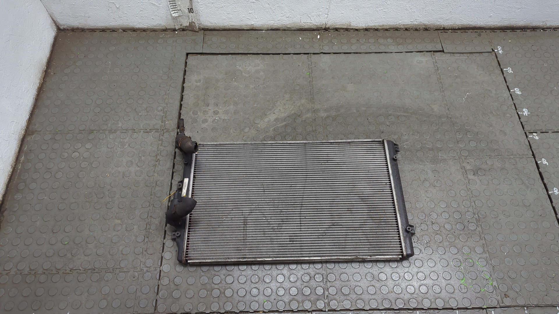 Радиатор охлаждения двигателя основной