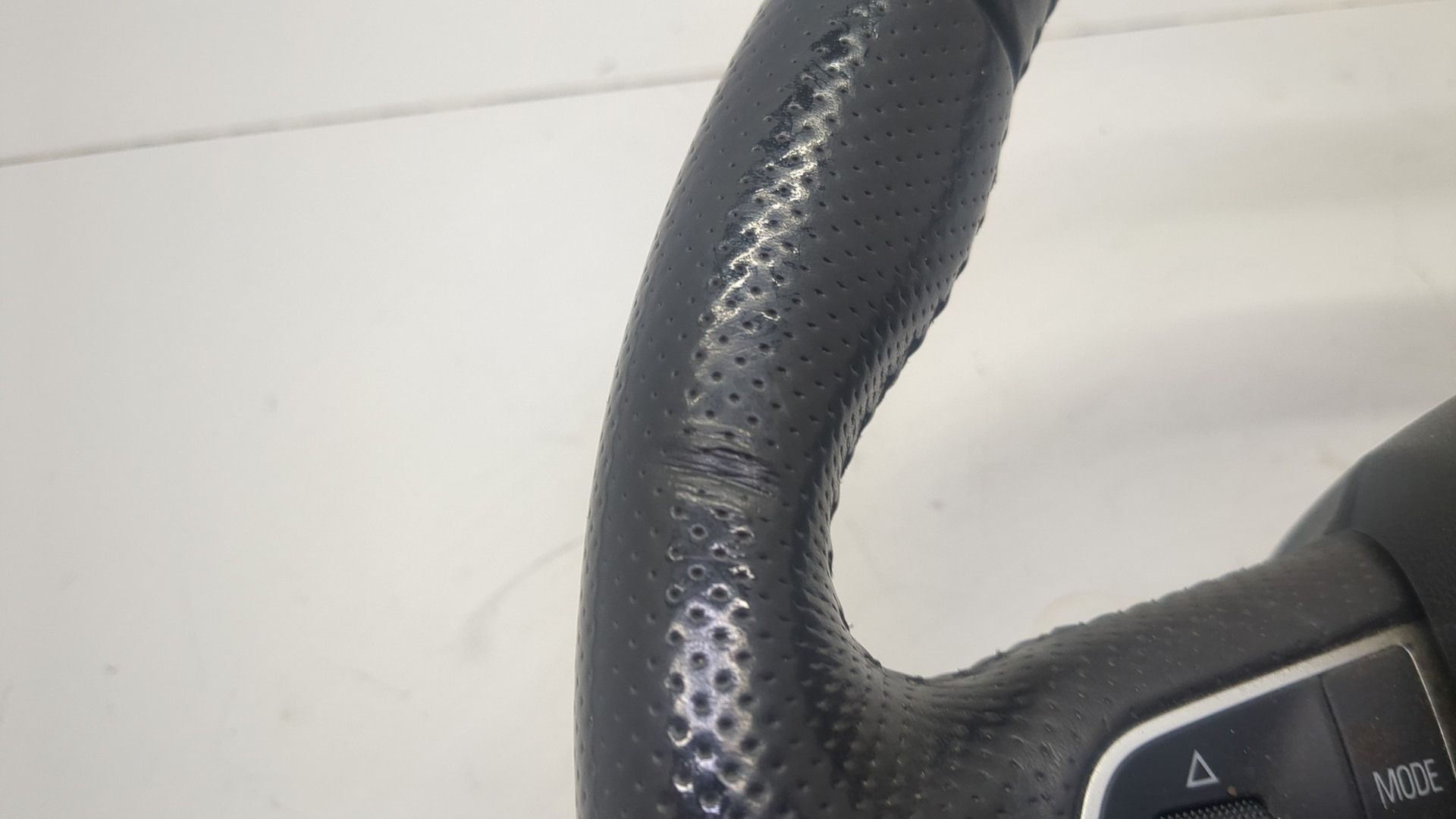 Рулевое колесо (руль)