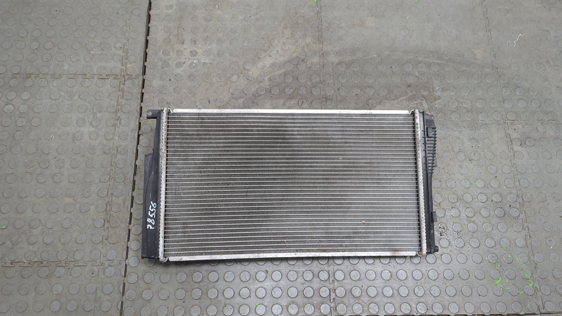 Радиатор охлаждения двигателя основной