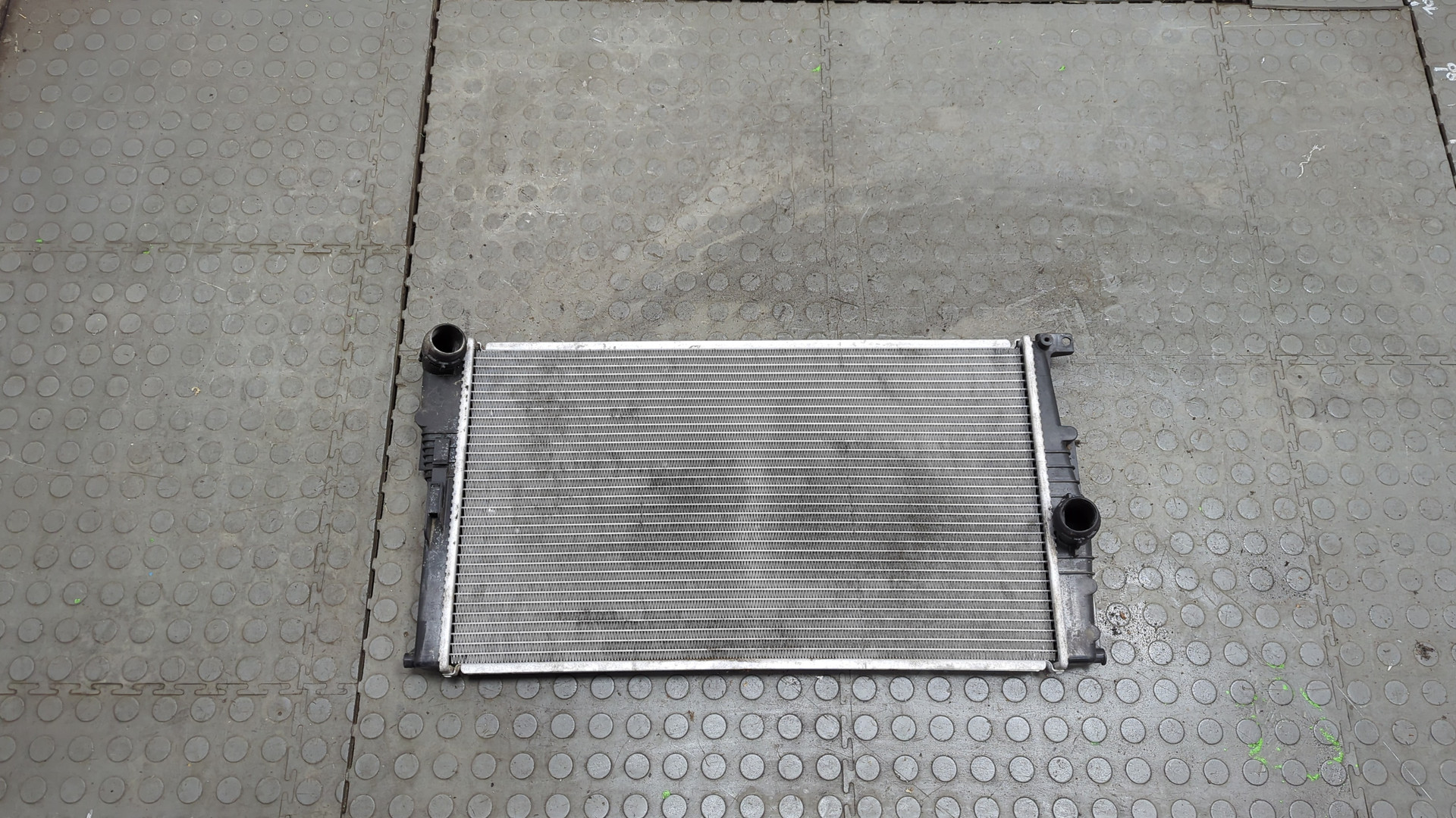 Радиатор охлаждения двигателя основной