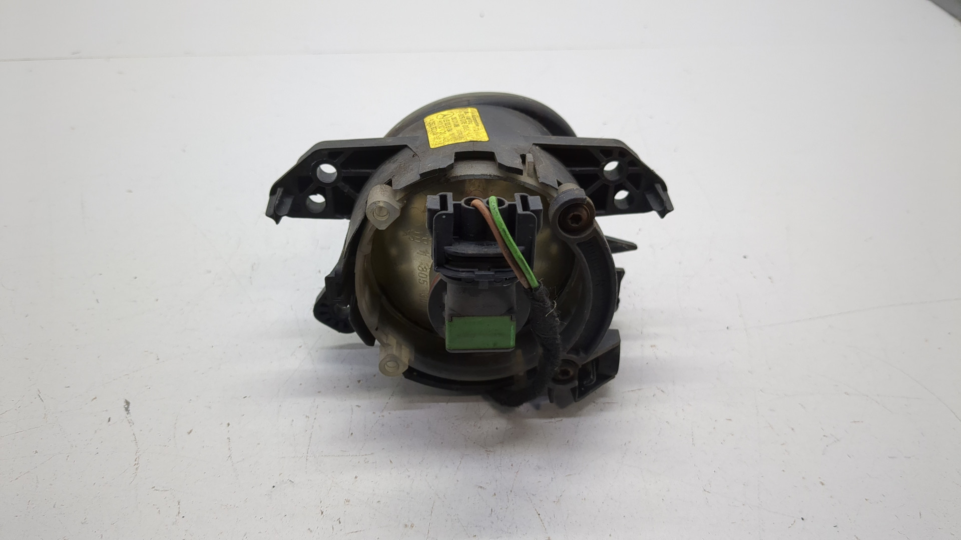 Фара противотуманная правая