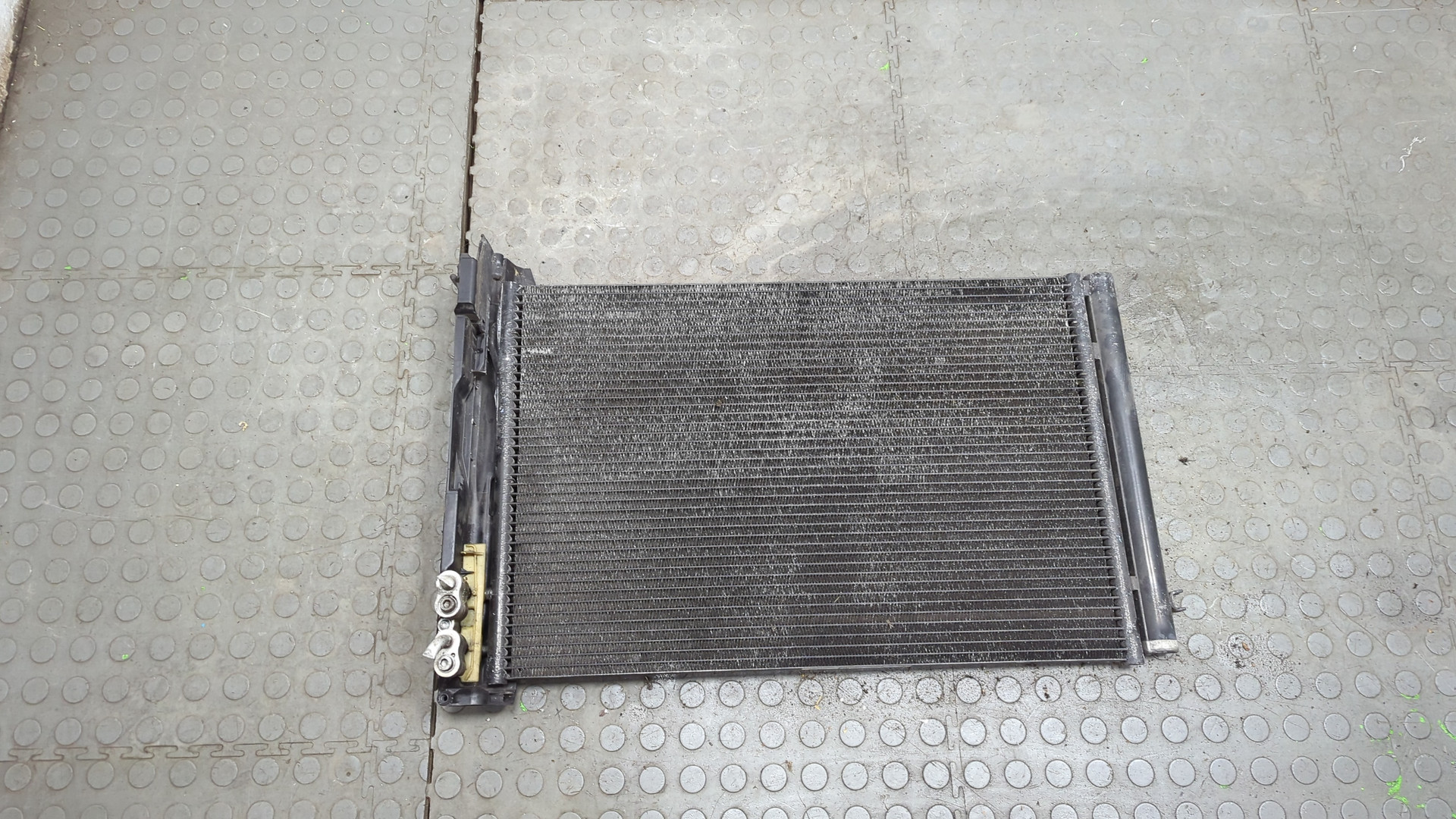 Радиатор кондиционера / конденсер