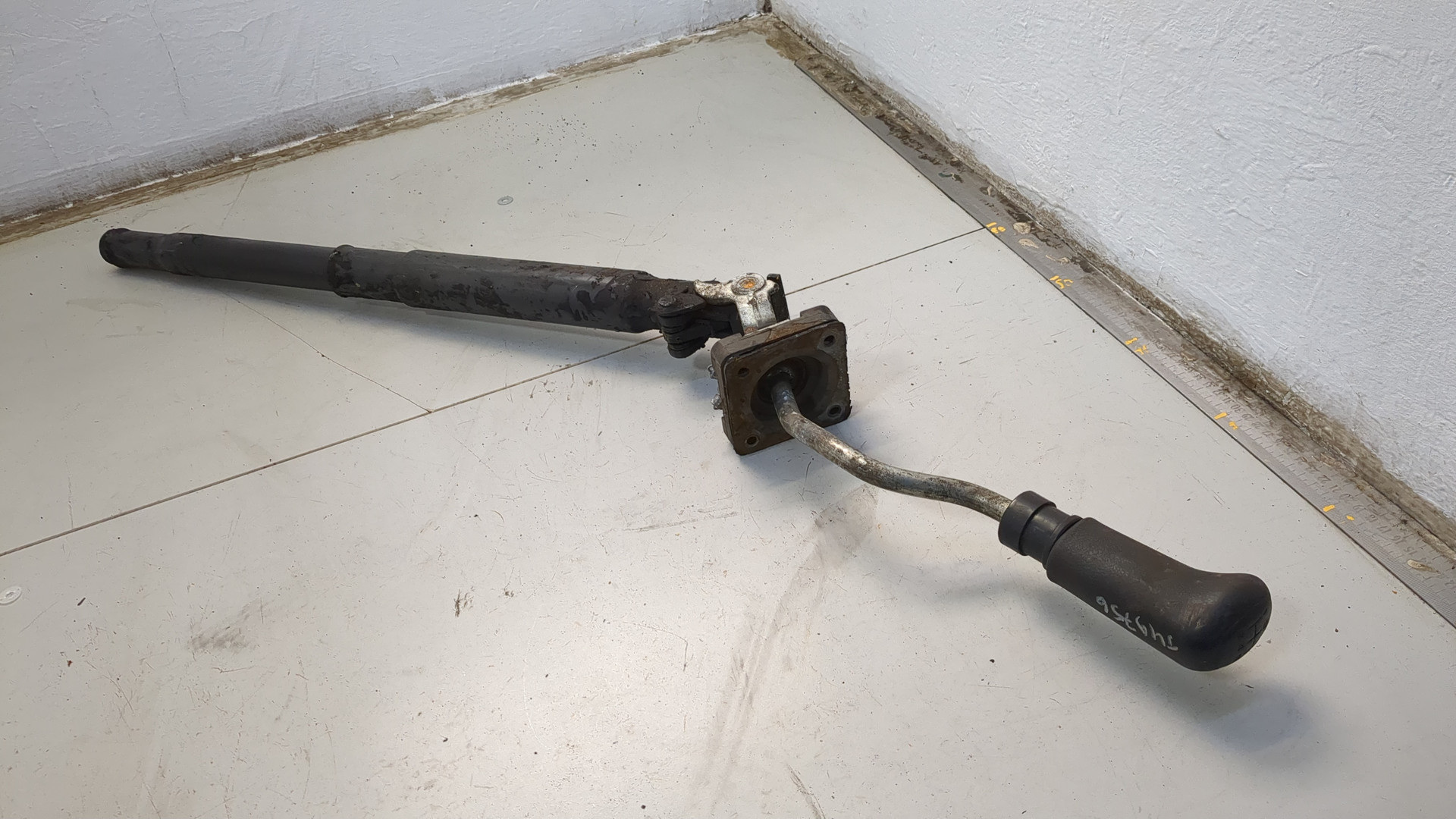 Кулиса МКПП / АКПП