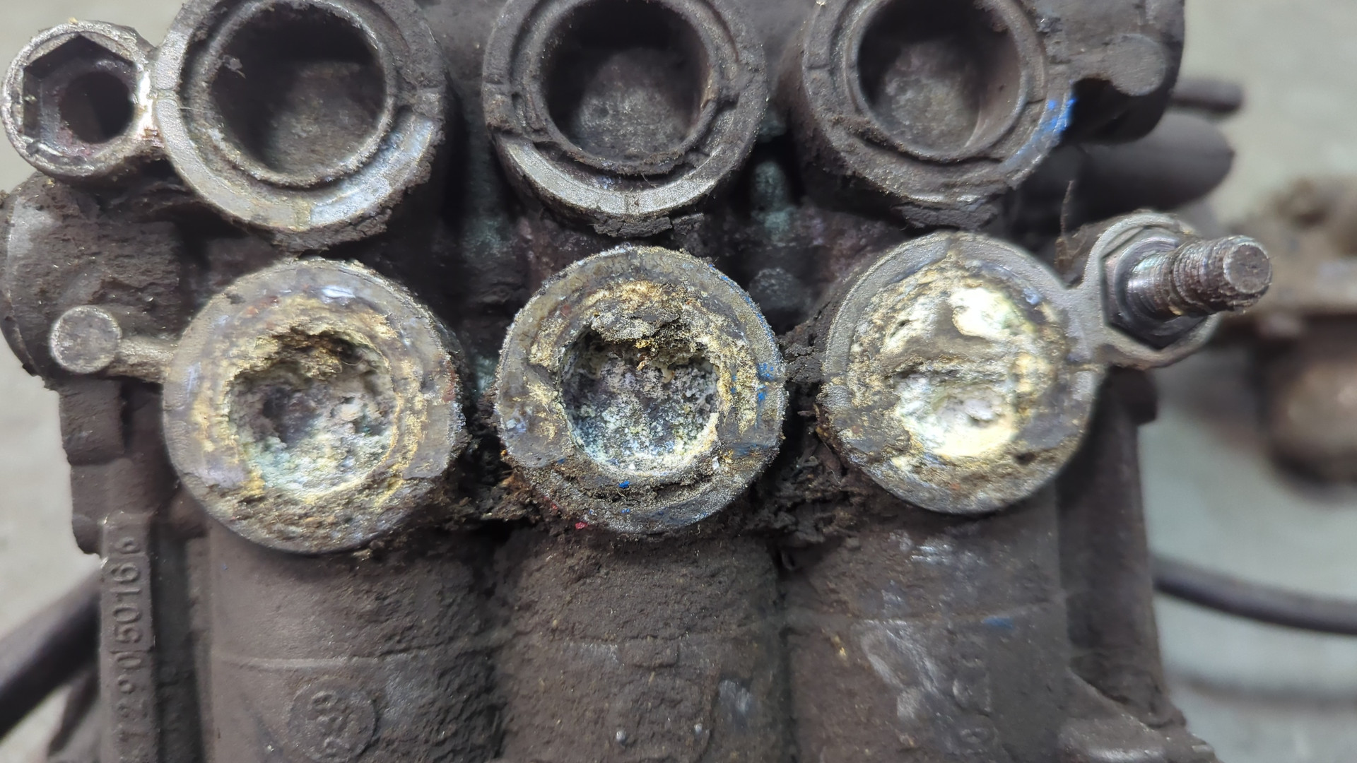 Кран уровня пола