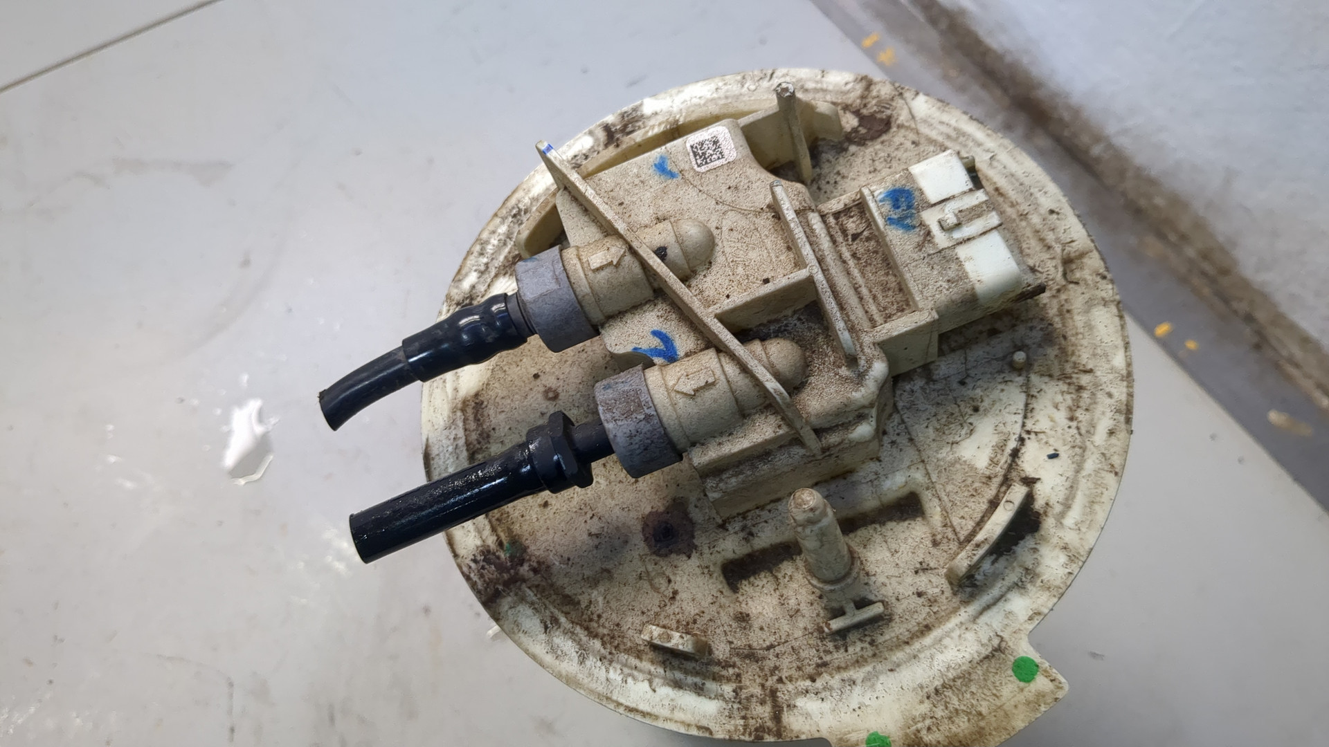 Насос топливный электрический