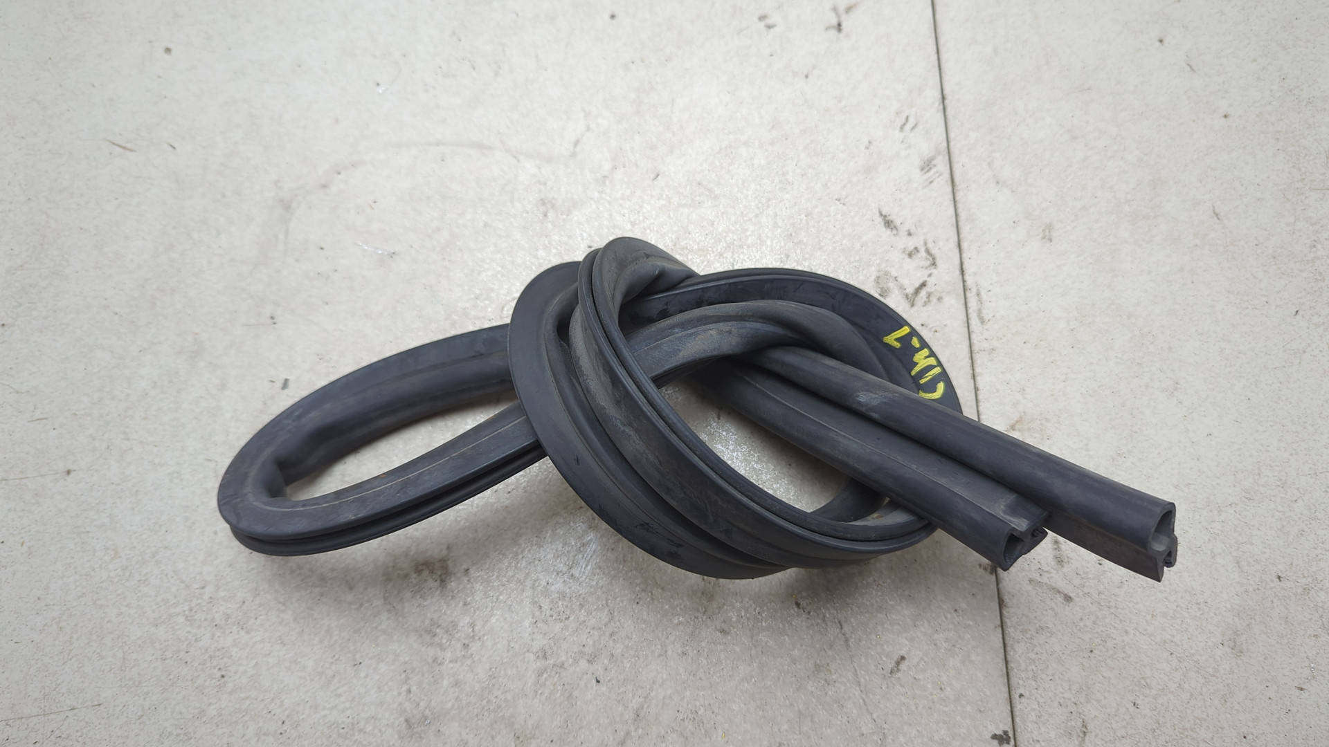 Уплотнитель (наружный)