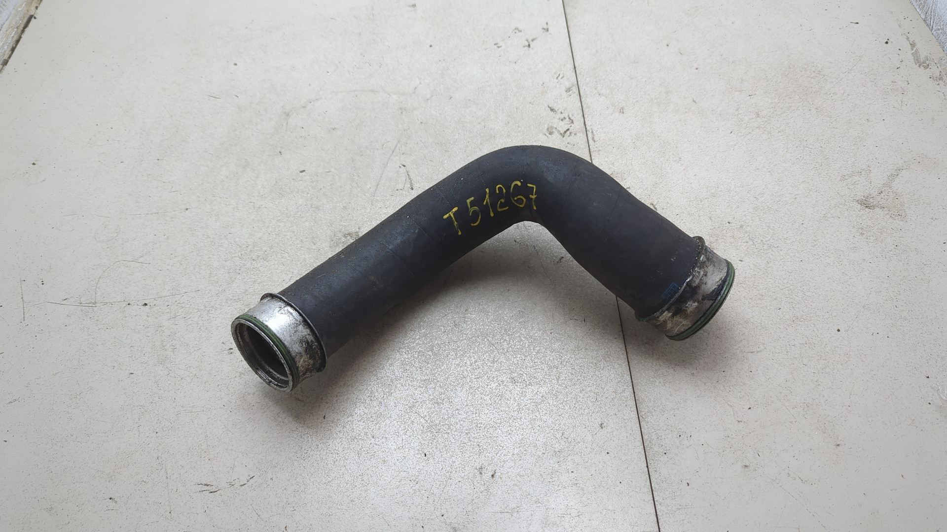 Патрубок интеркулера