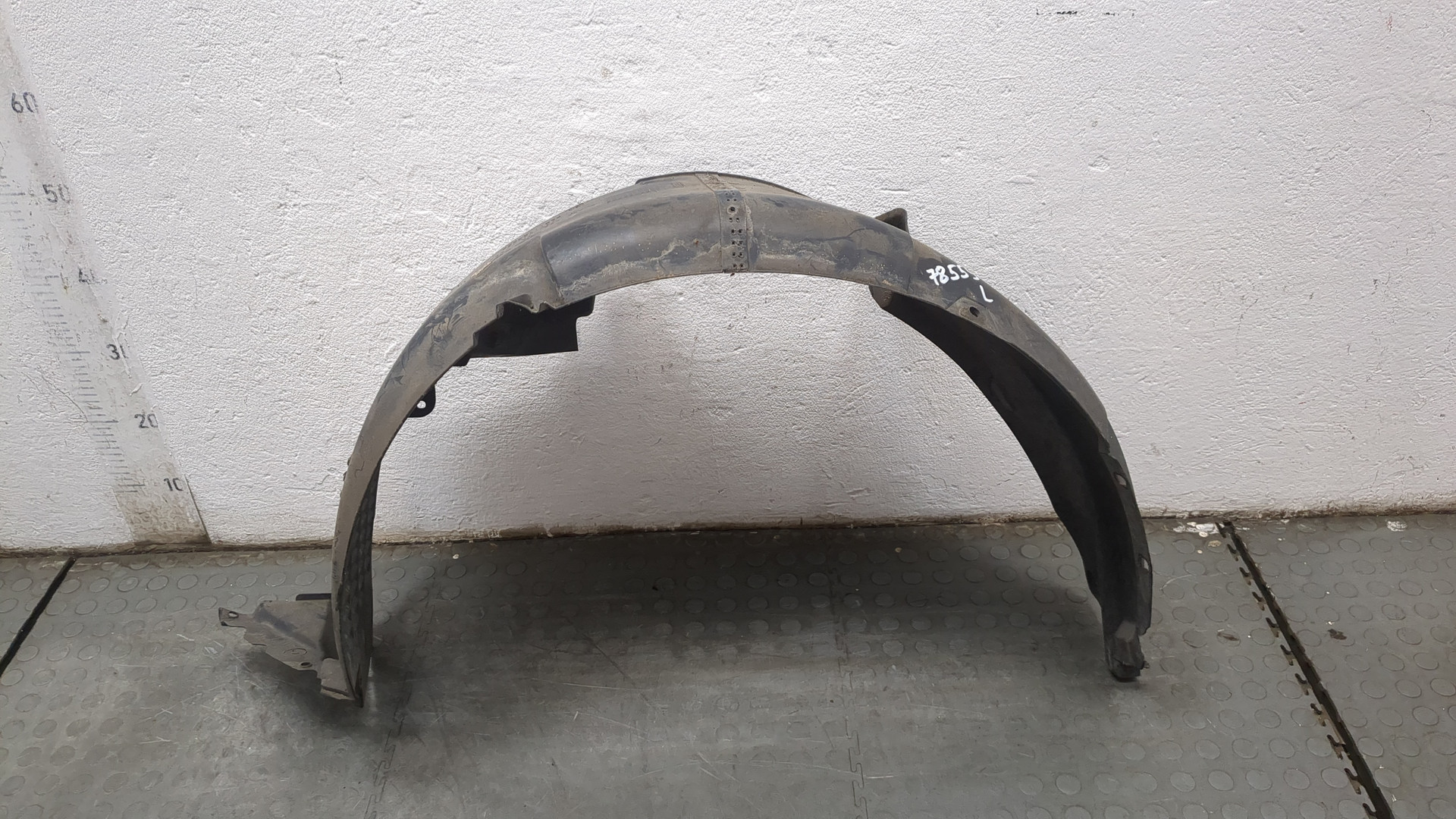 Локер передний левый