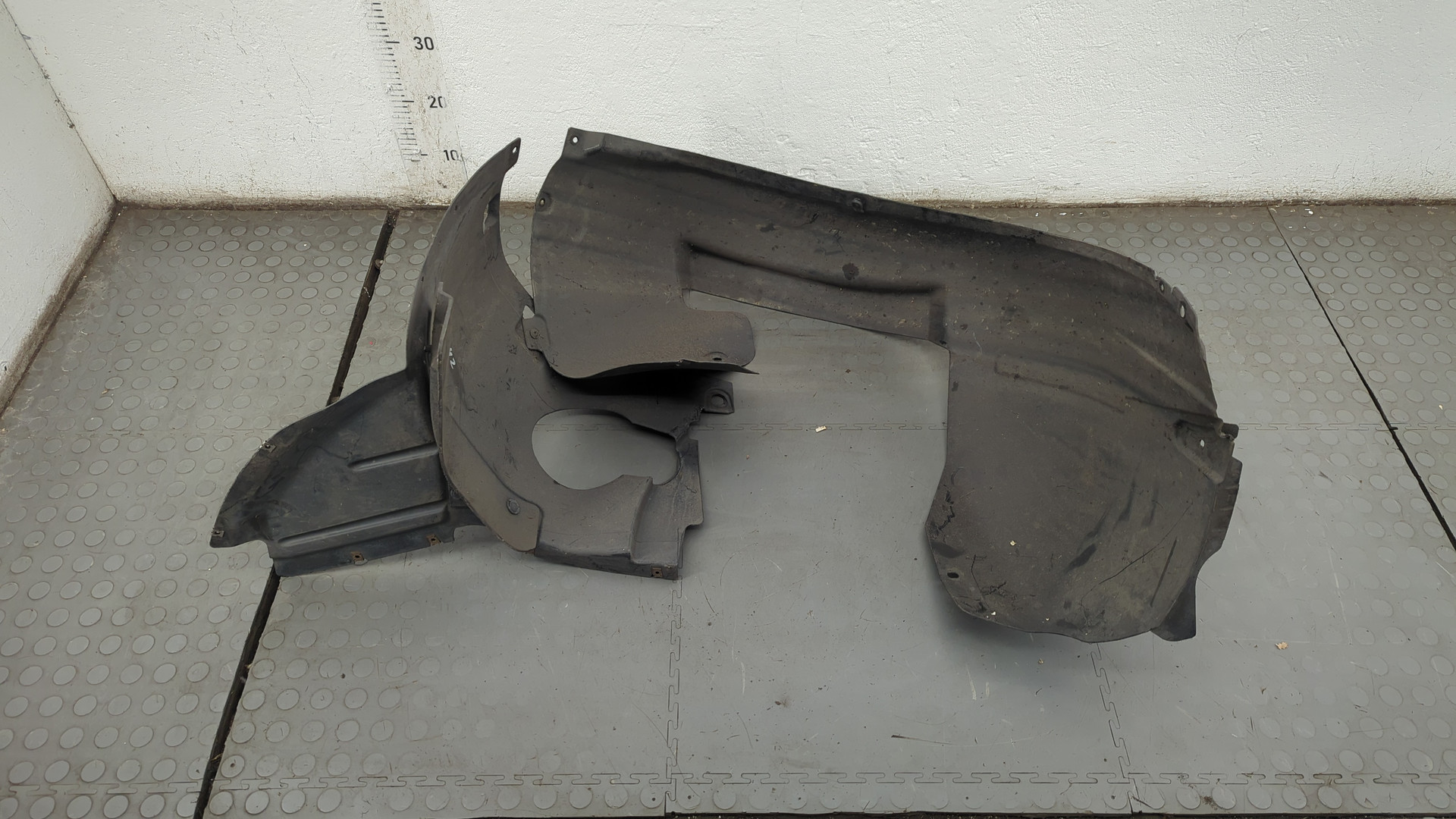 Локер передний левый