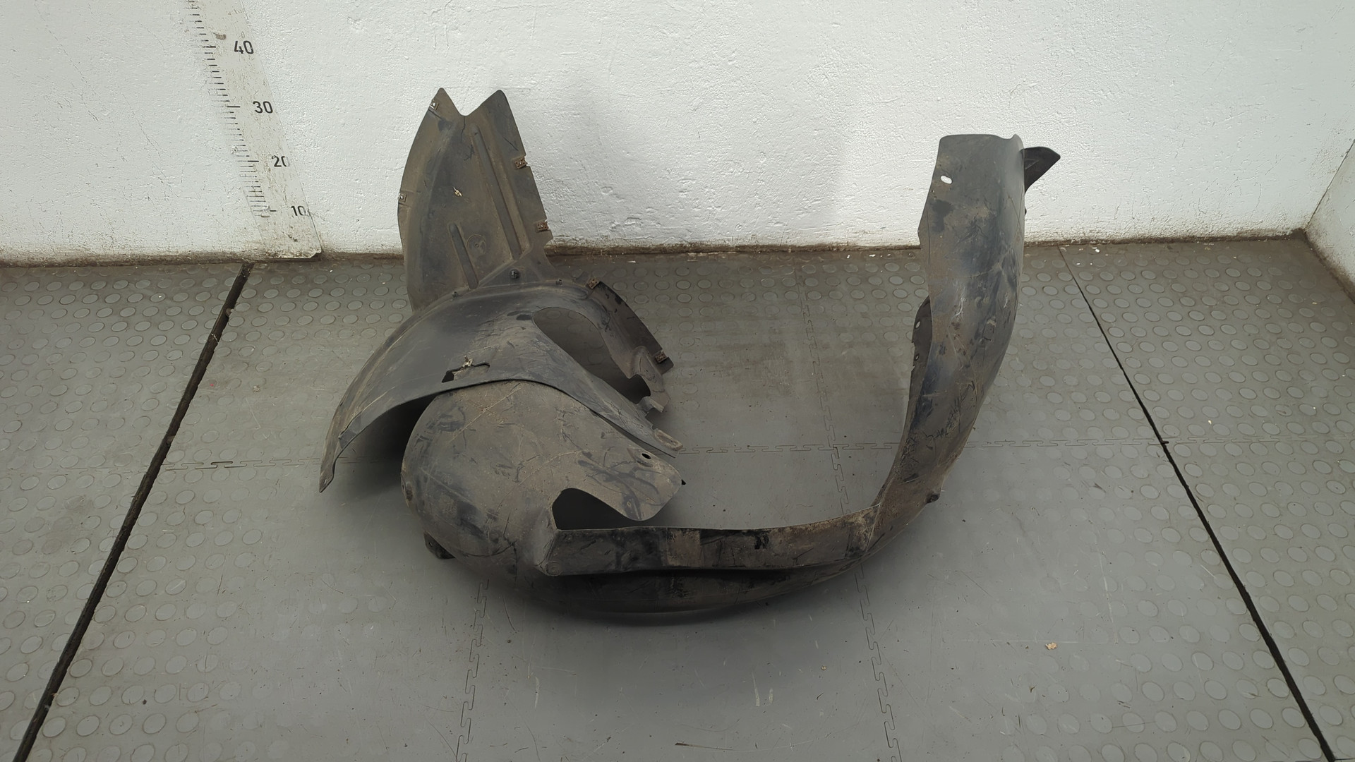 Локер передний левый