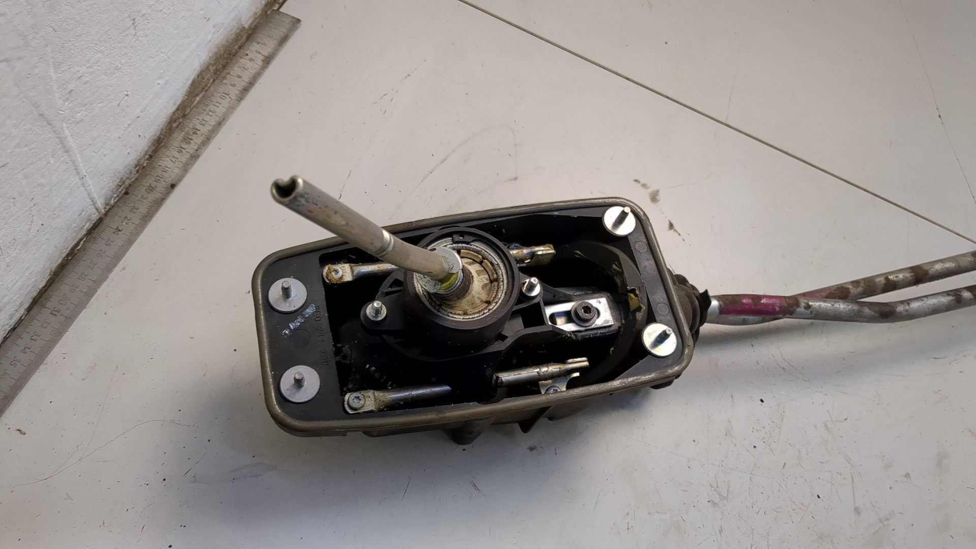 Кулиса МКПП / АКПП