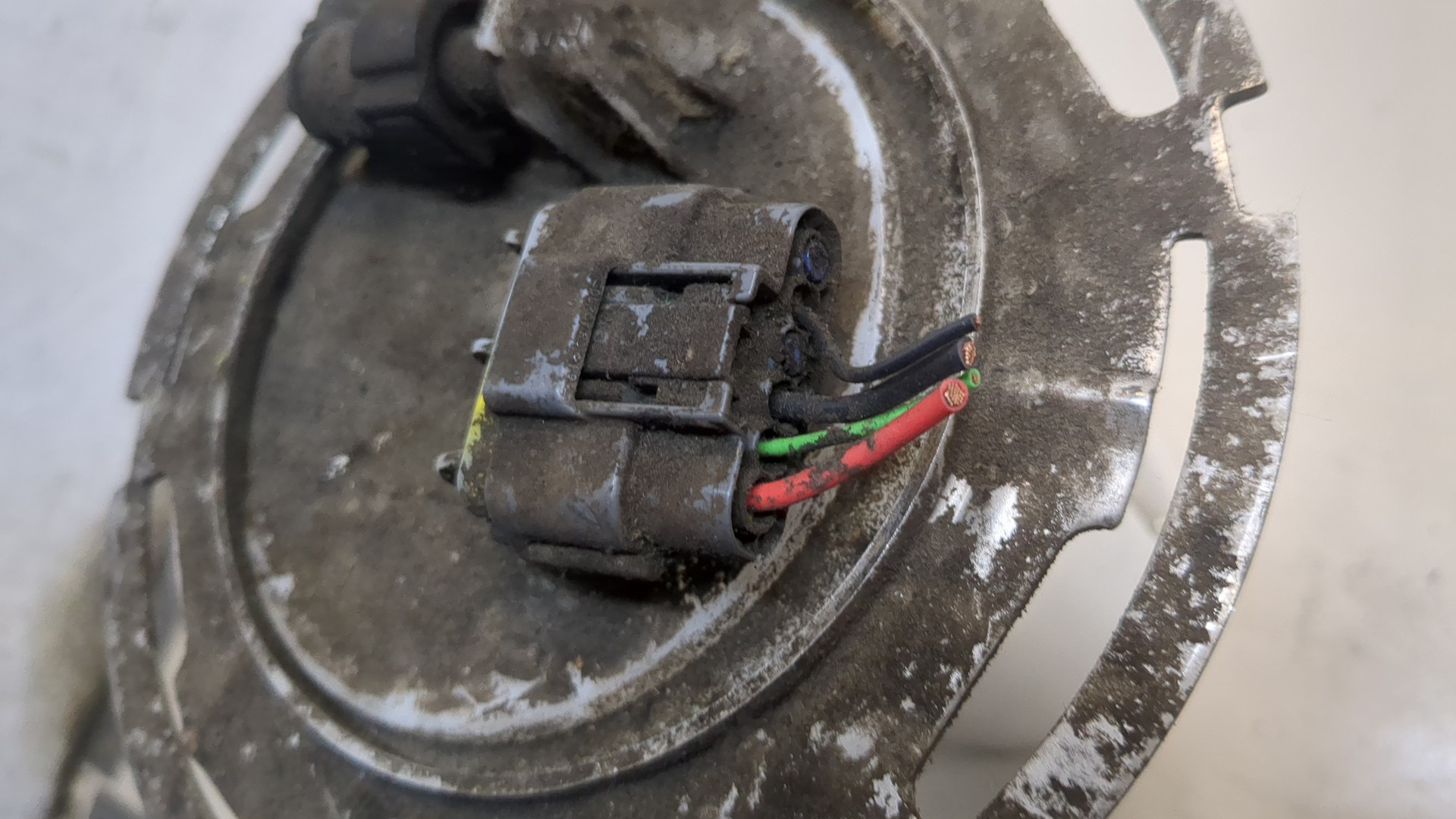 Насос топливный электрический