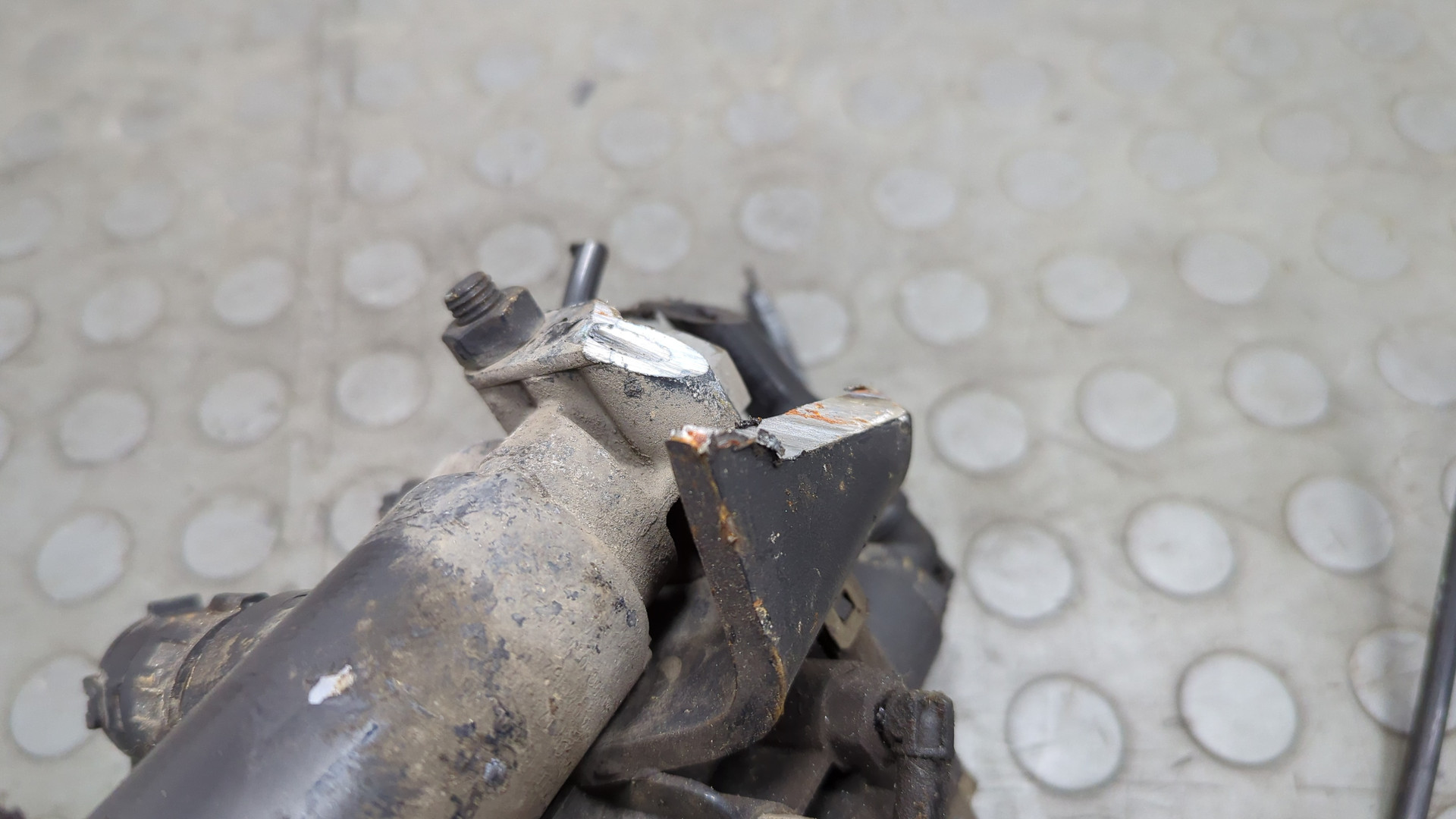 Распределитель тормозных сил