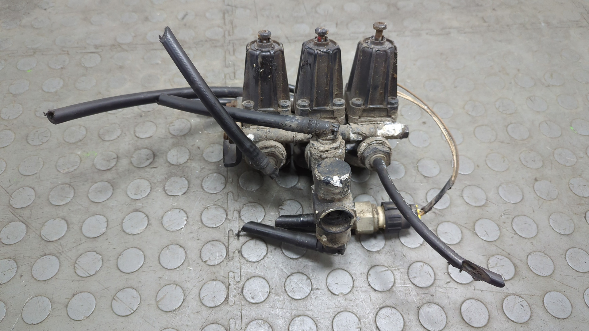 Кран переключающий