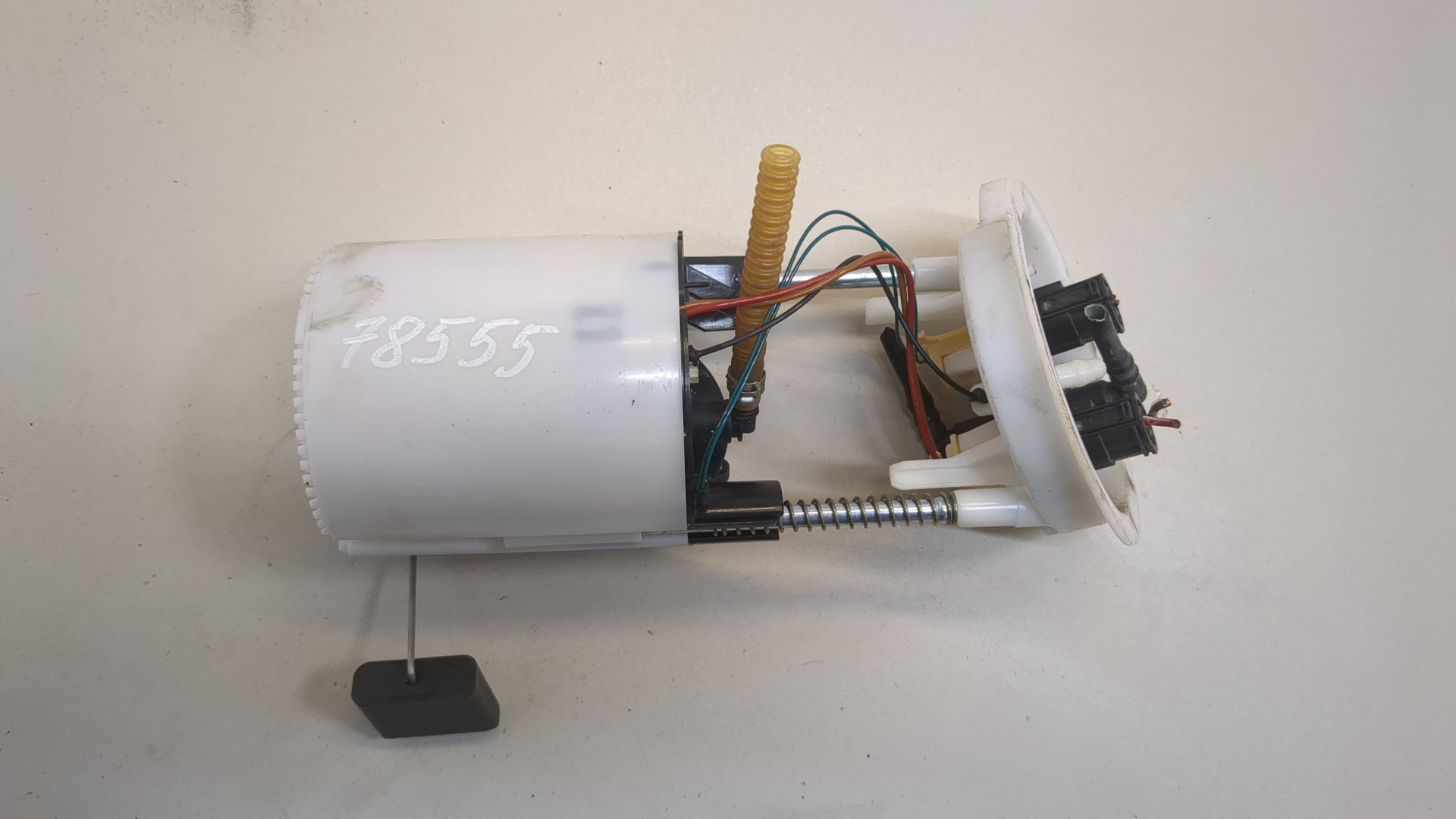 Насос топливный электрический