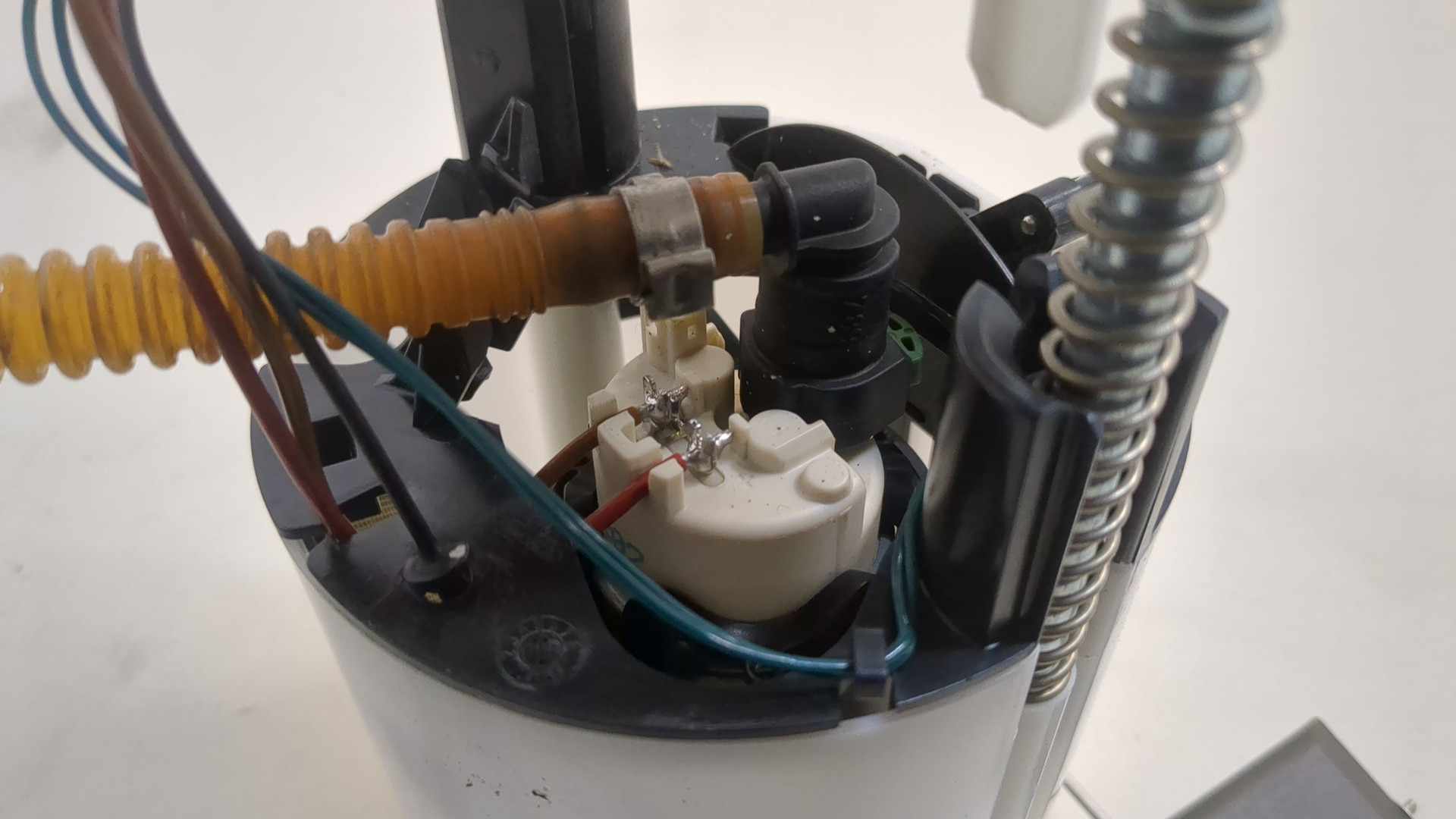 Насос топливный электрический