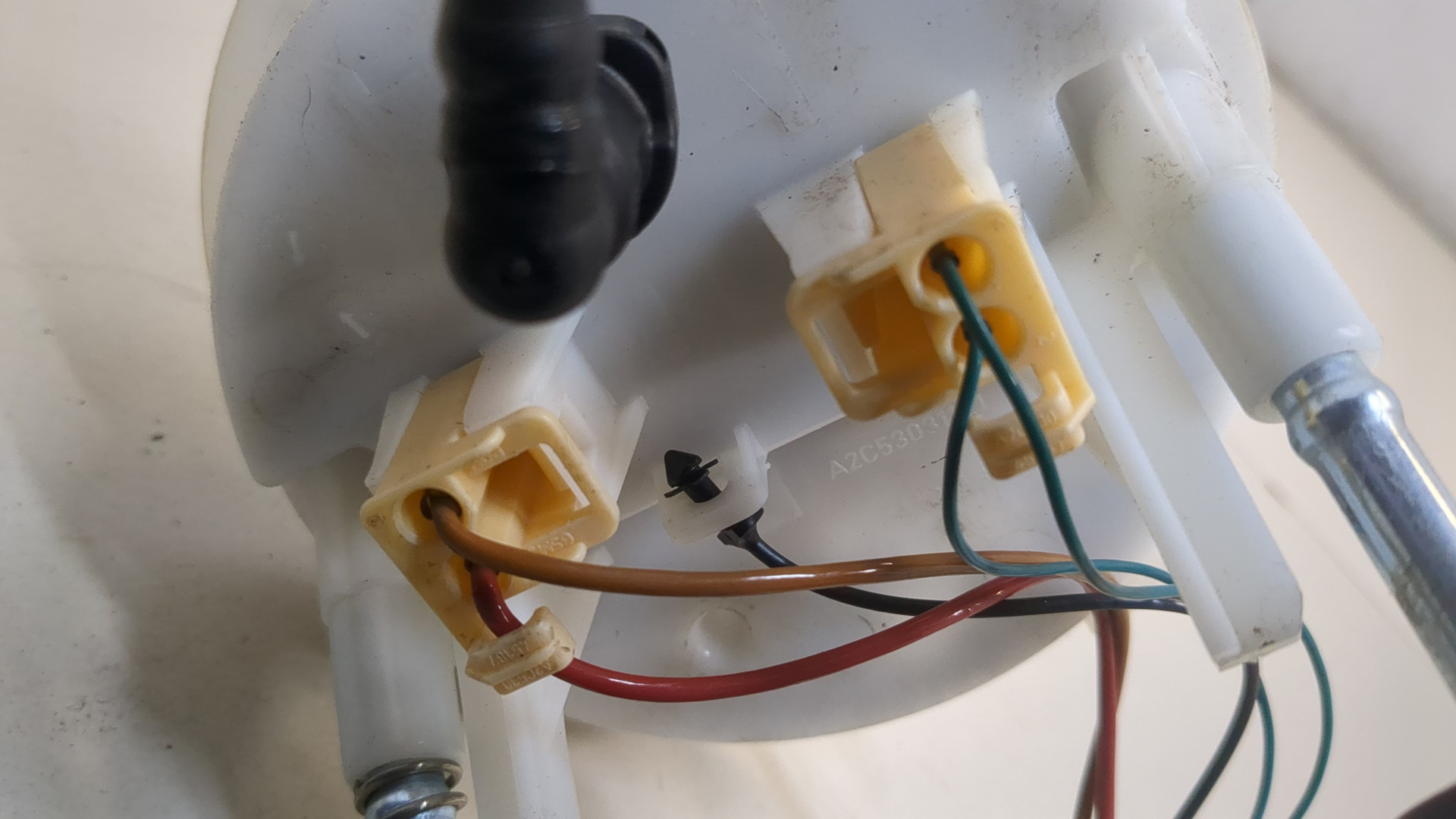 Насос топливный электрический