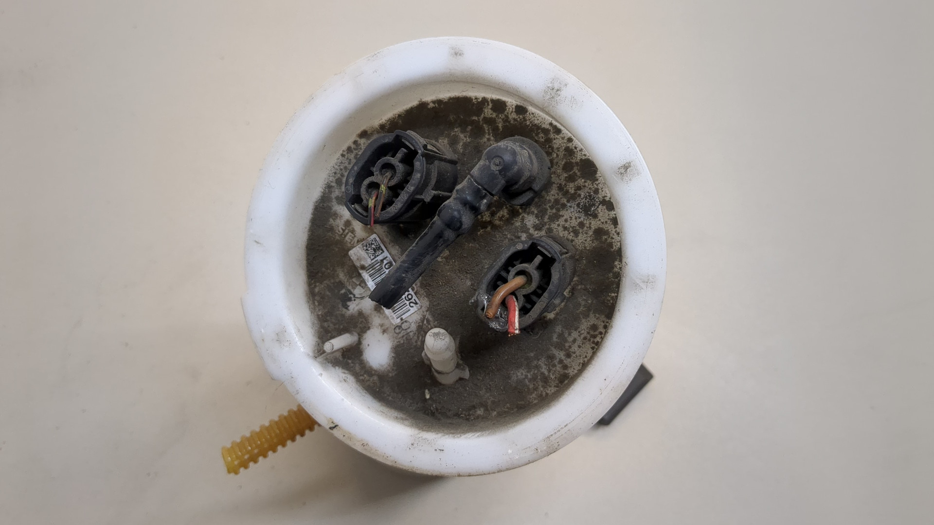 Насос топливный электрический