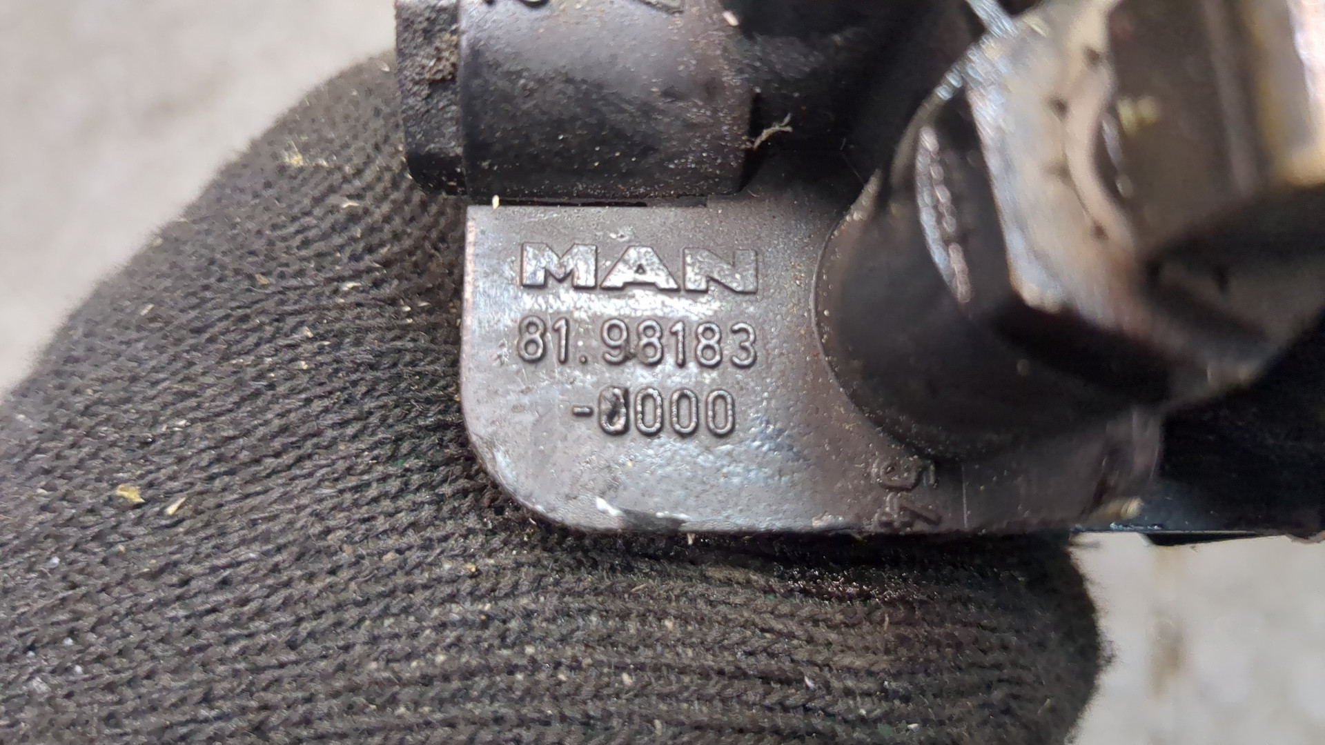 Распределитель тормозных сил