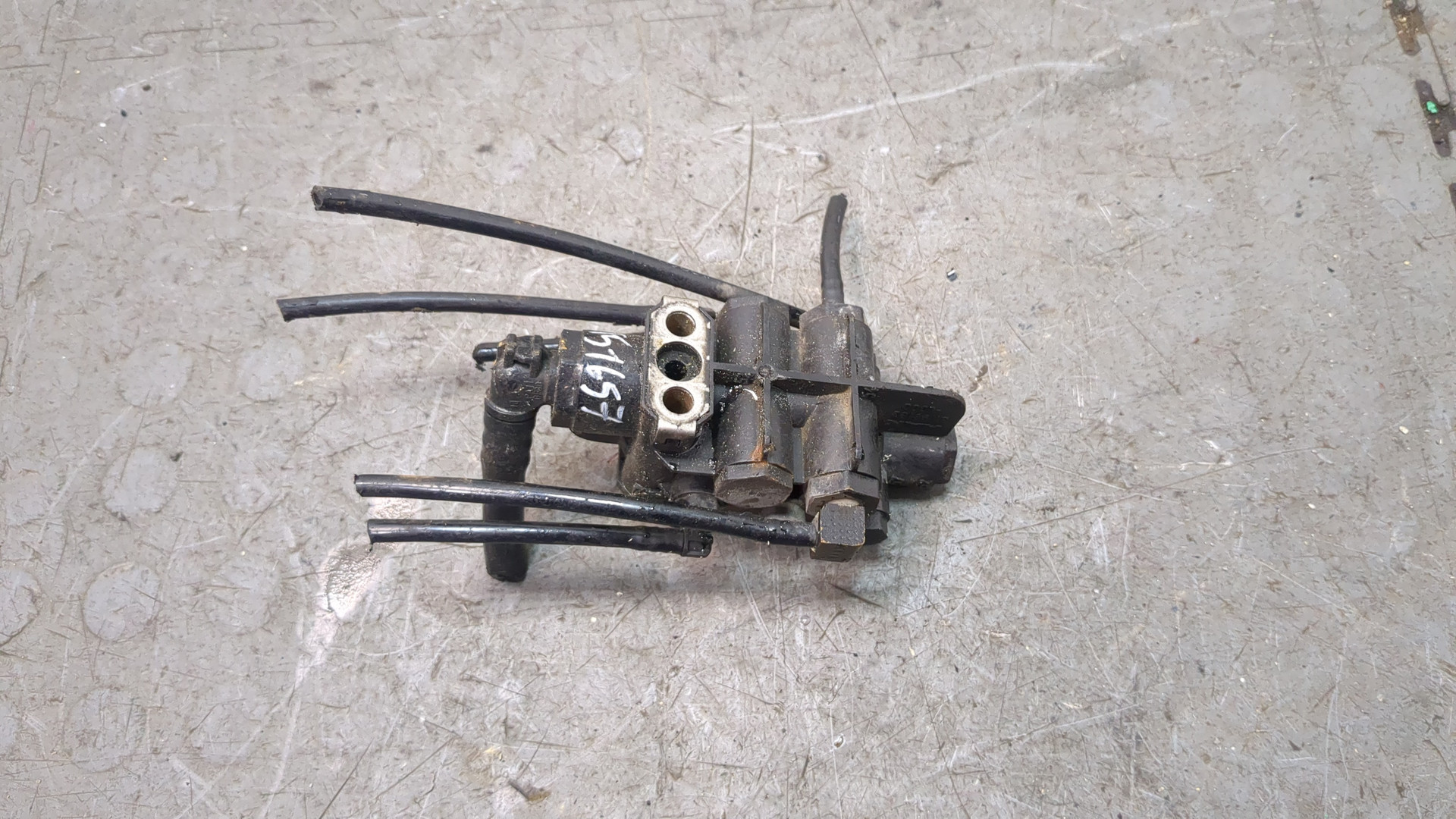 Распределитель тормозных сил