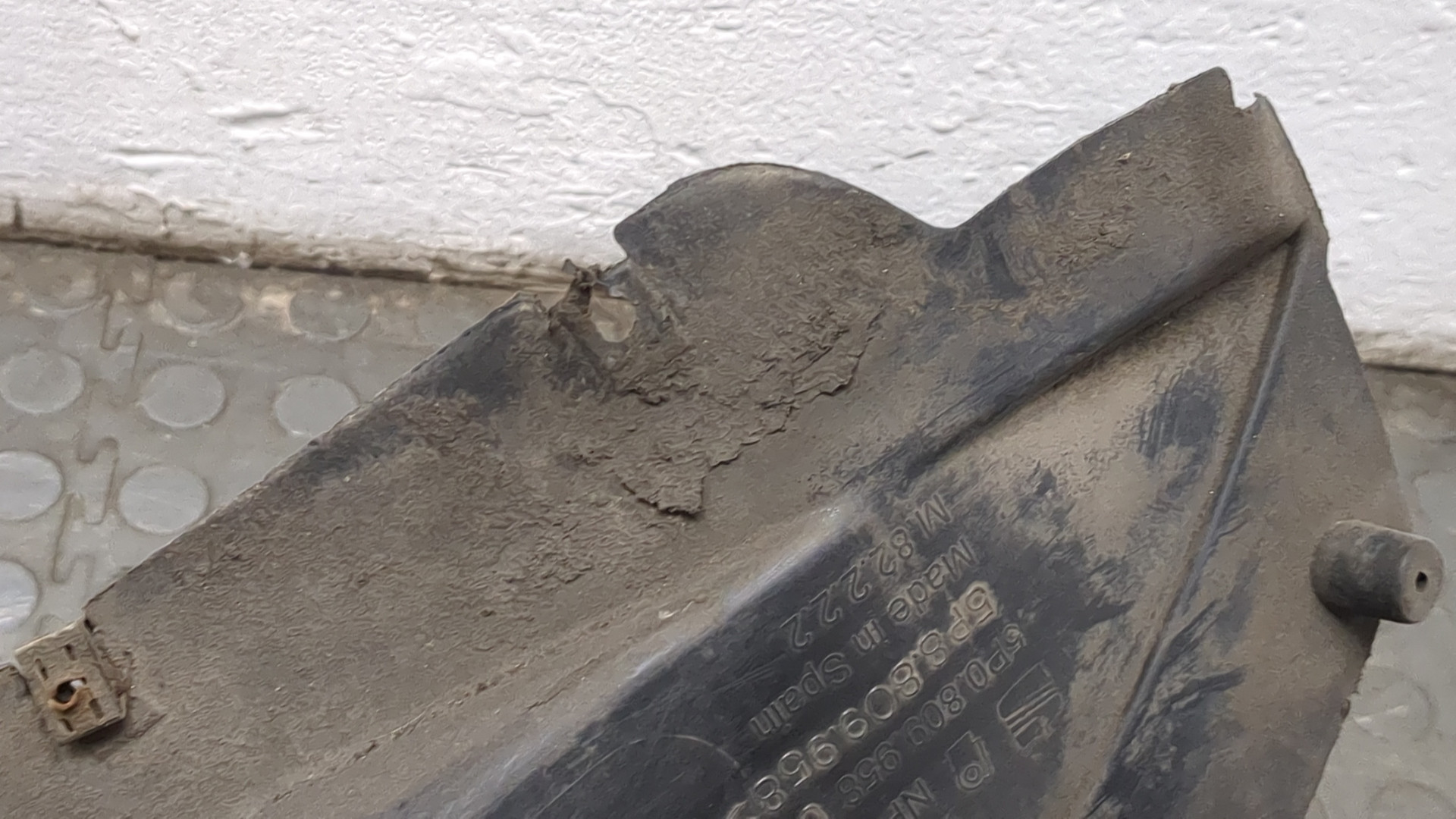 Локер передний правый