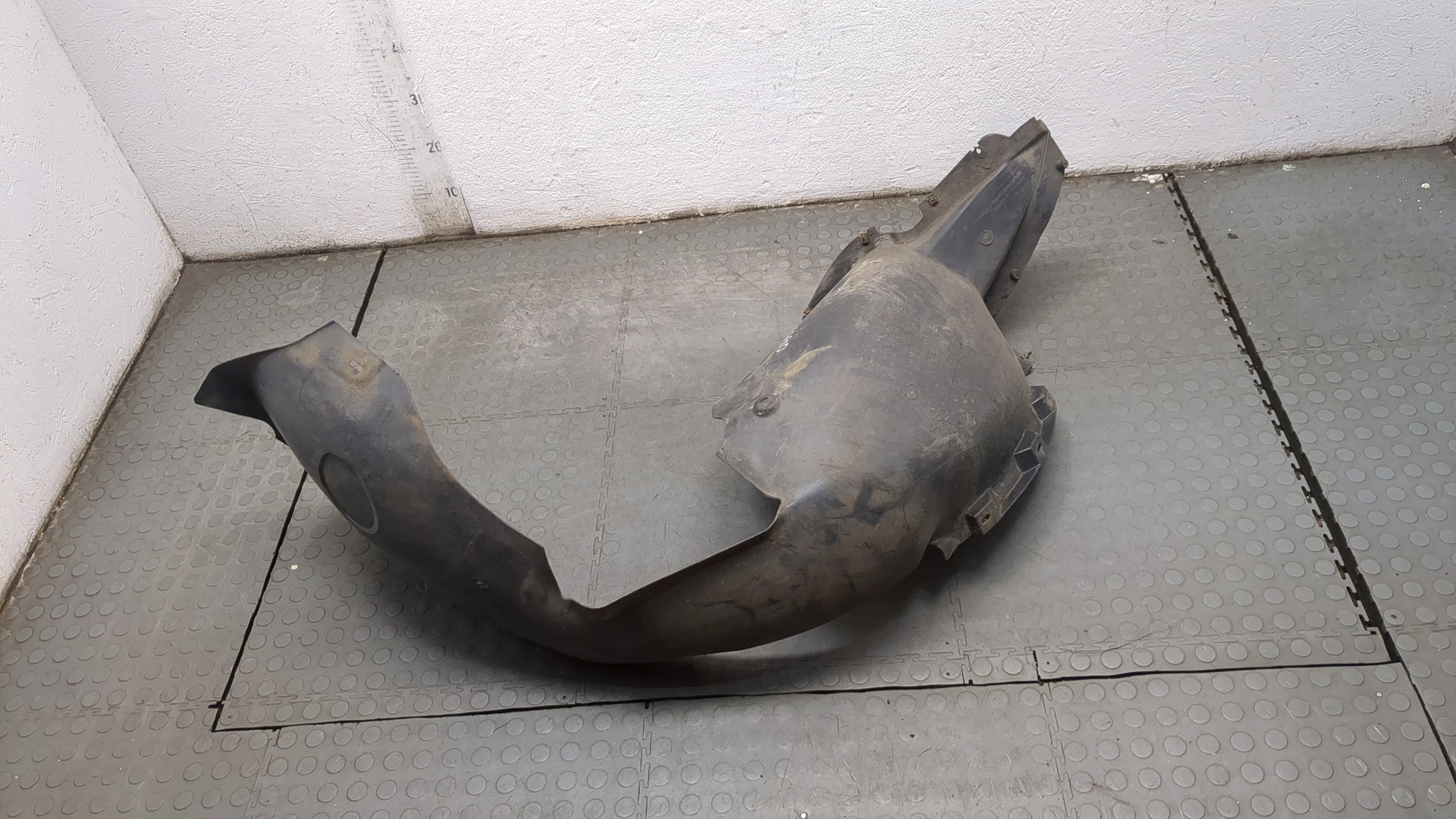 Локер передний правый