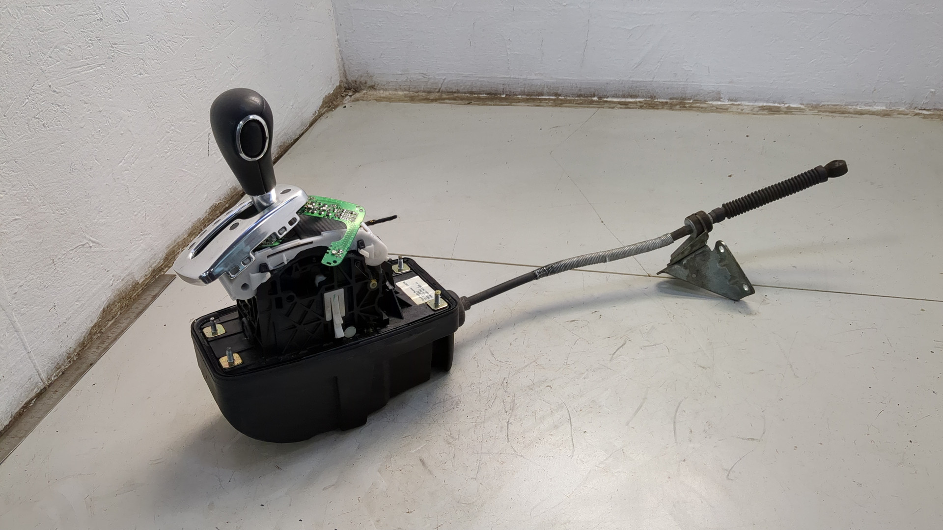 Кулиса МКПП / АКПП