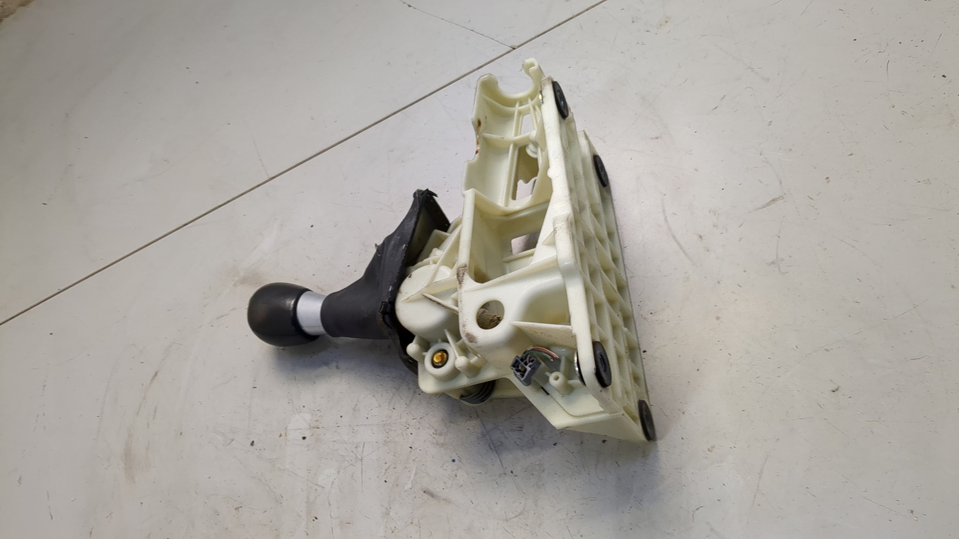 Кулиса МКПП / АКПП