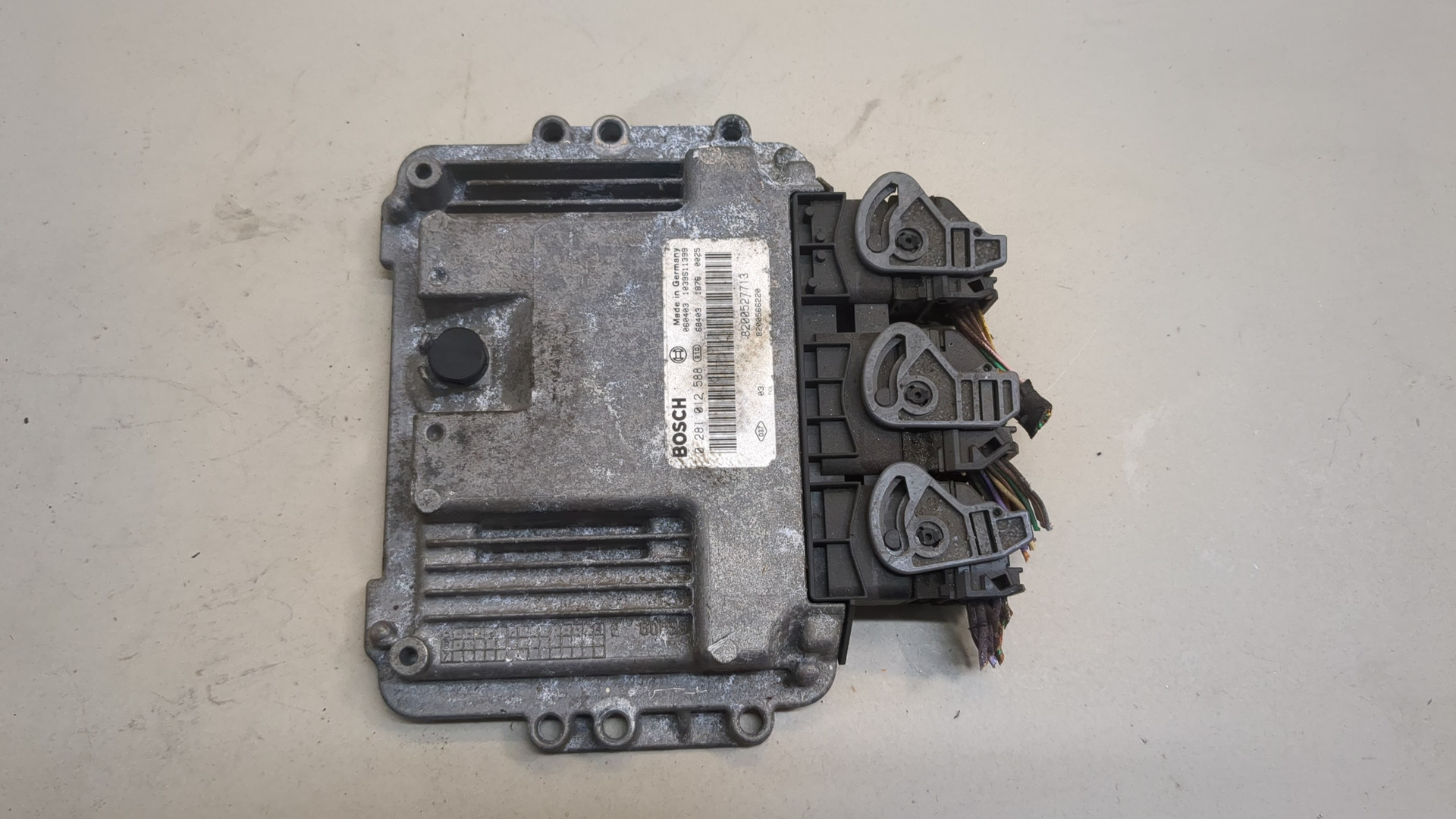 Блок управления двигателем