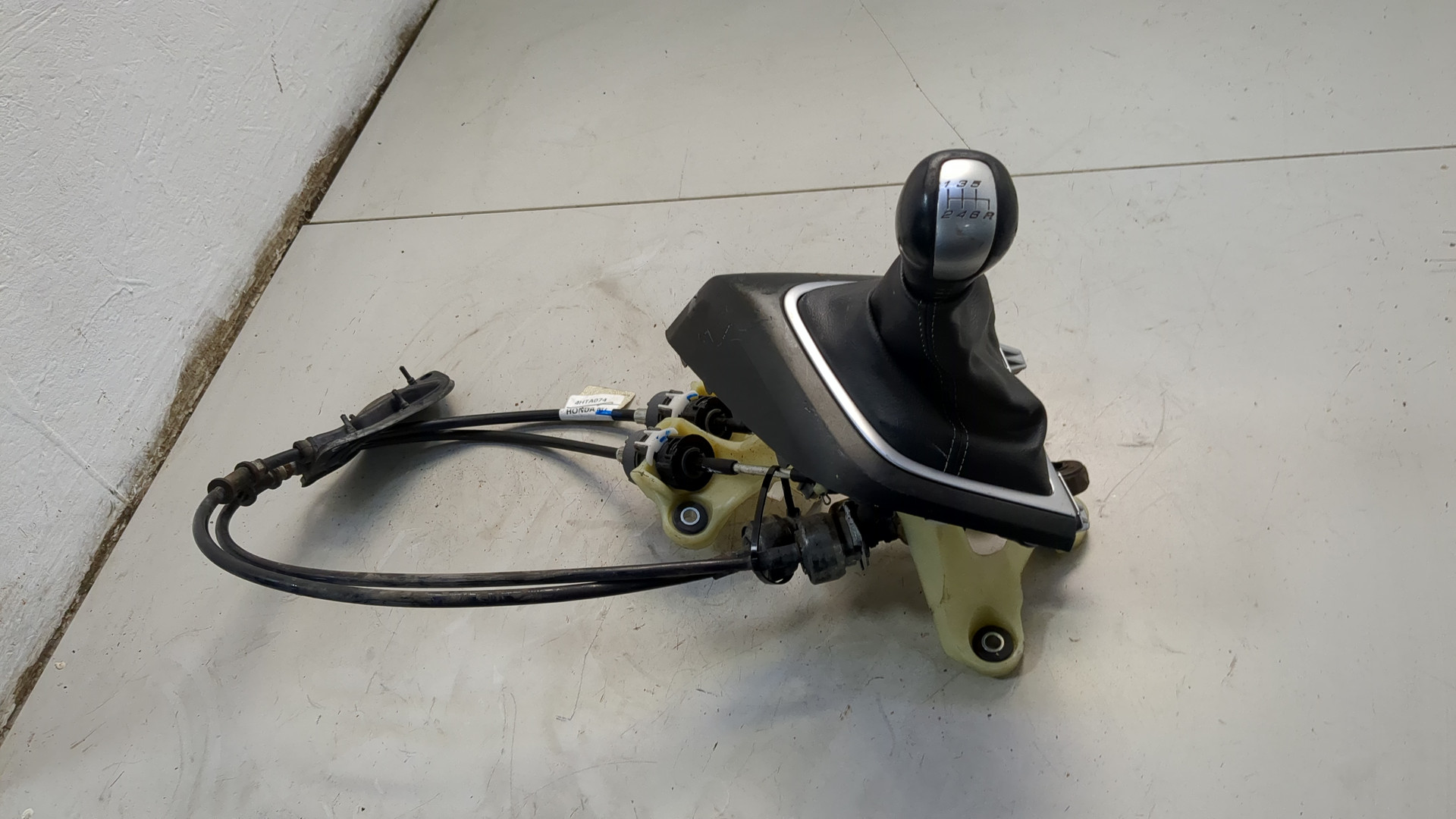 Кулиса МКПП / АКПП