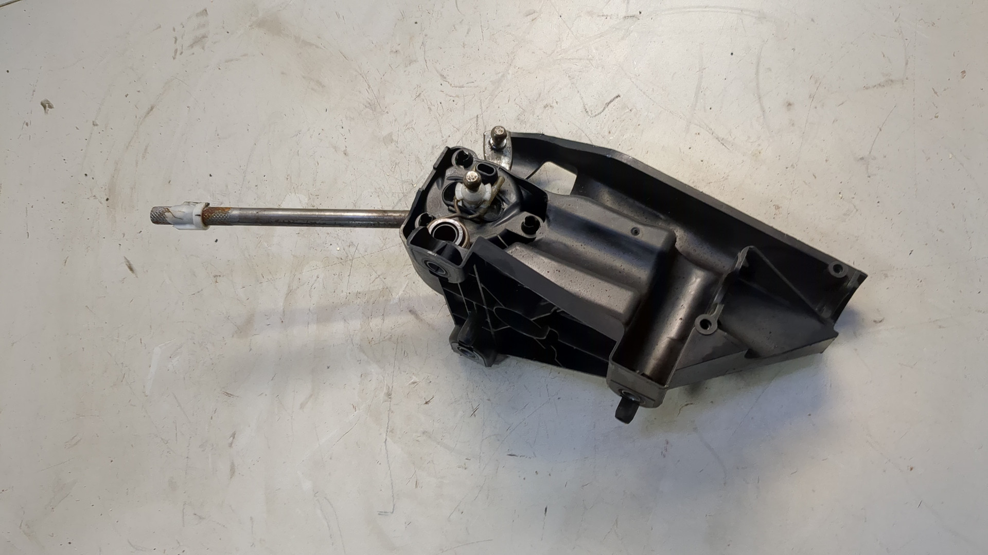 Кулиса МКПП / АКПП