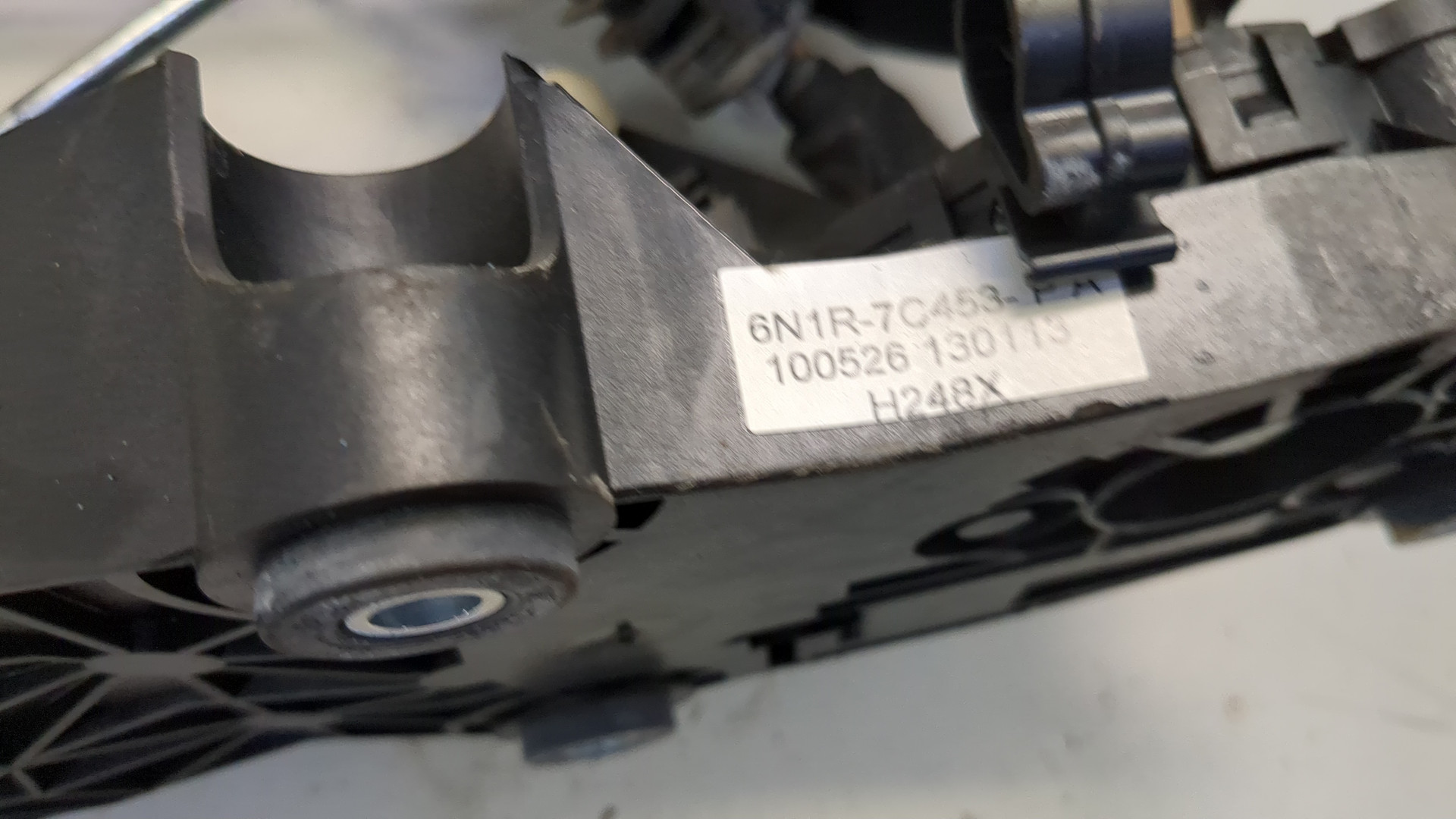 Кулиса МКПП / АКПП