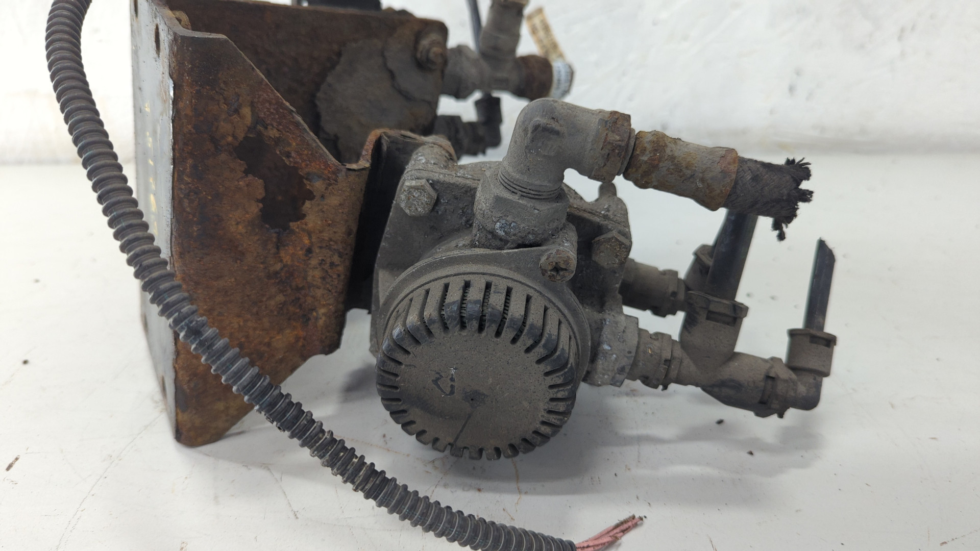 Кран уровня пола