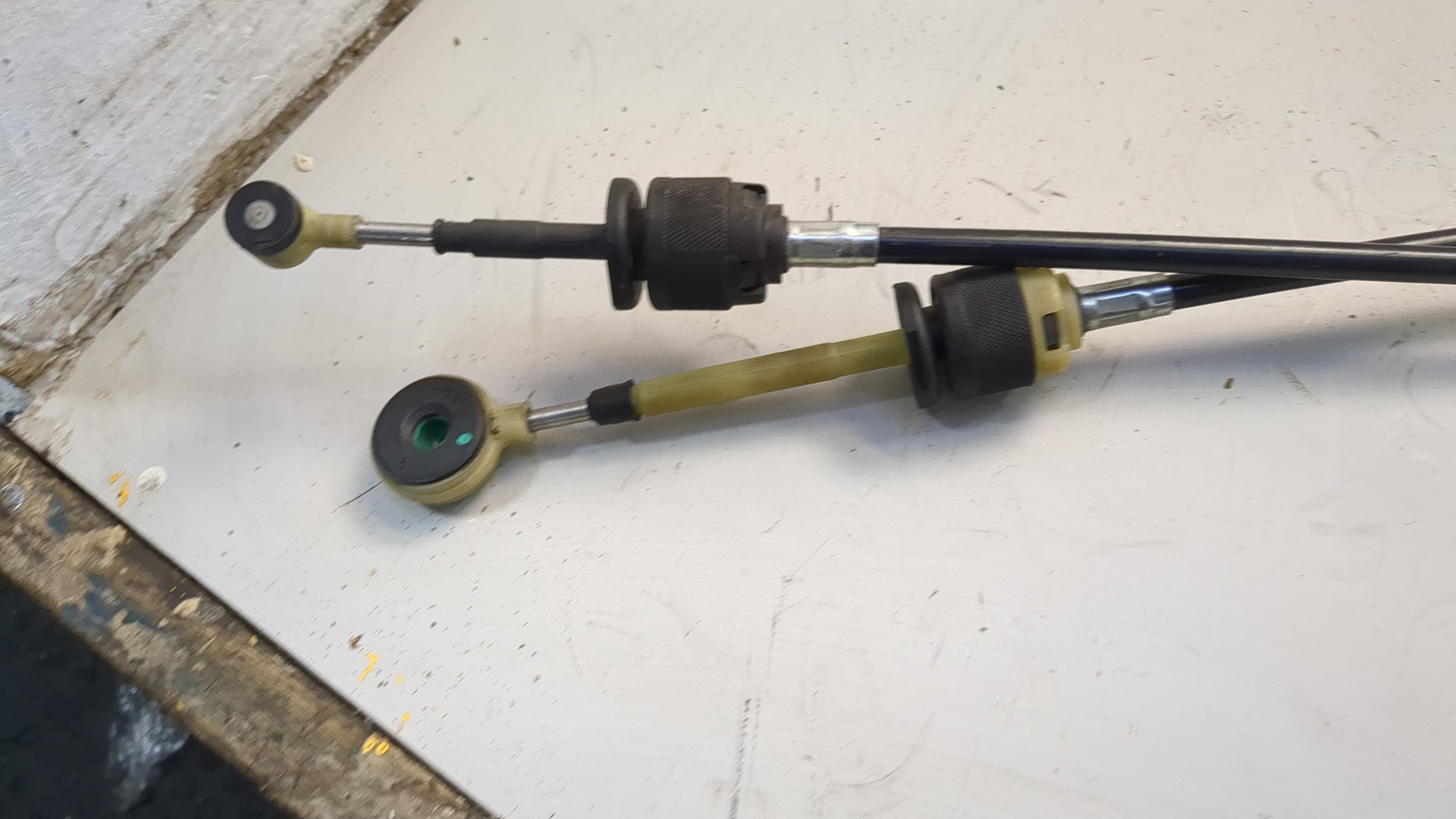 Трос КПП (выбора/переключения передач)