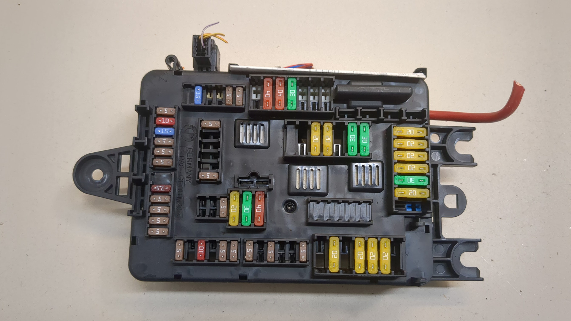 Блок предохранителей