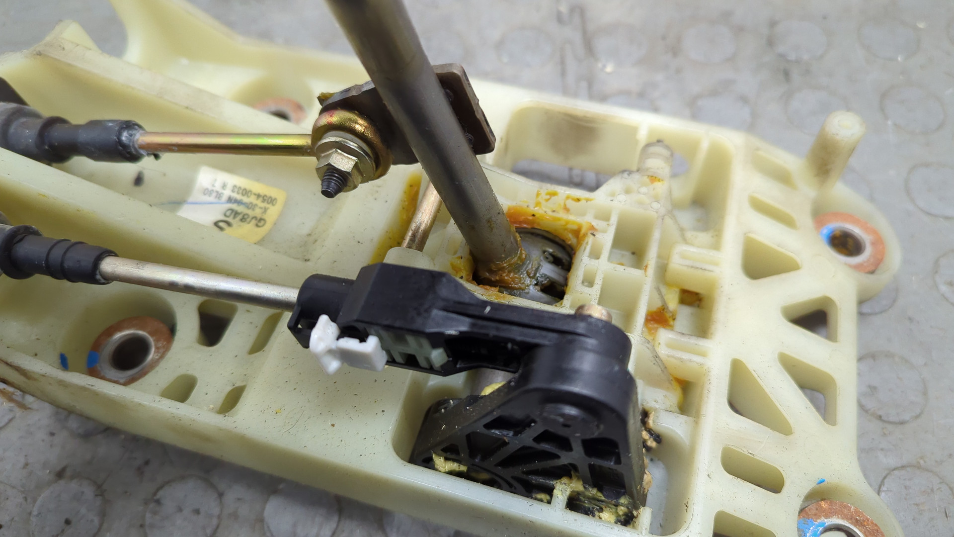 Кулиса МКПП / АКПП