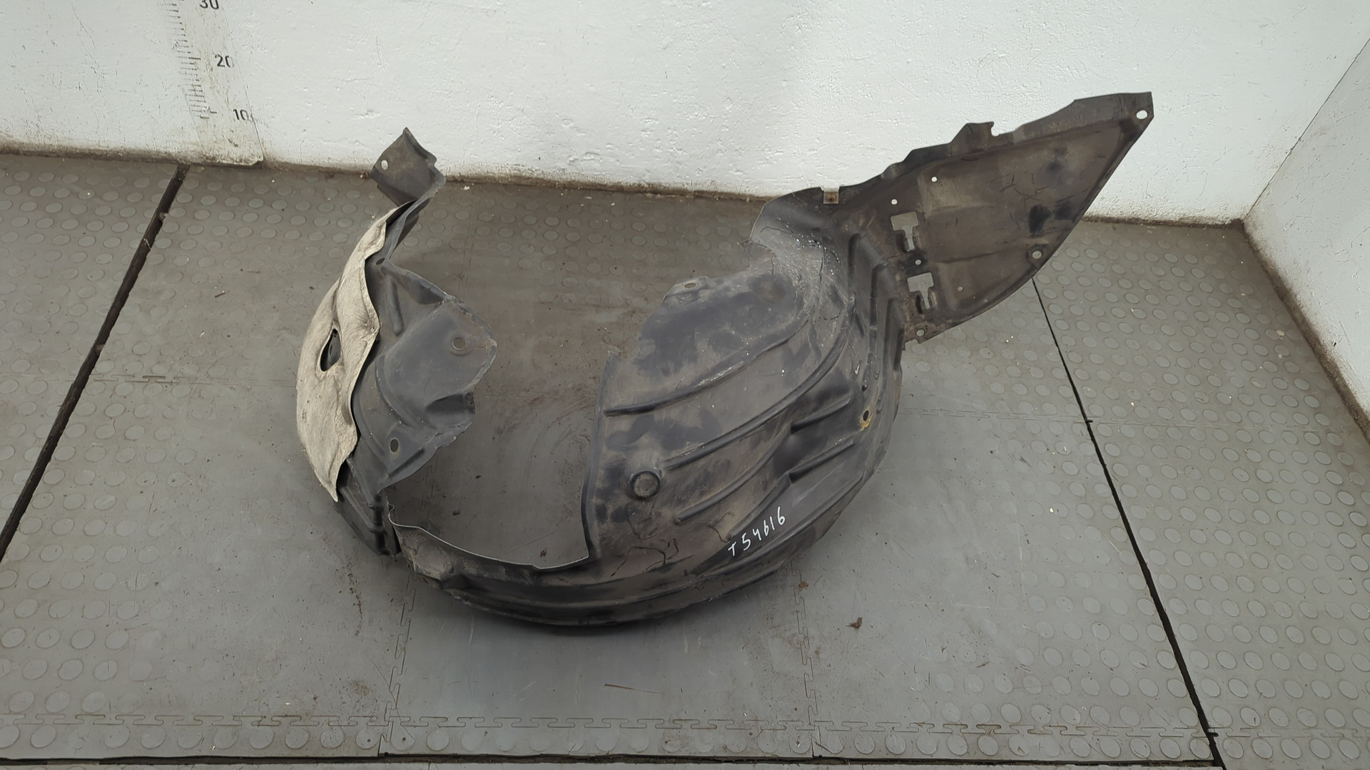 Локер передний правый