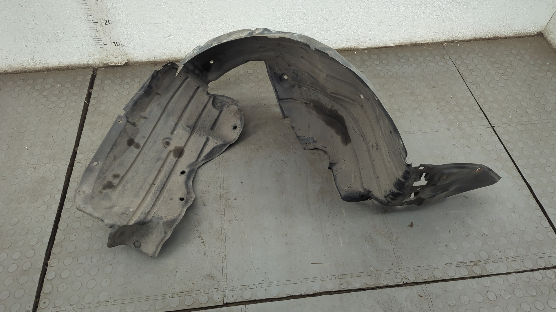 Локер передний правый