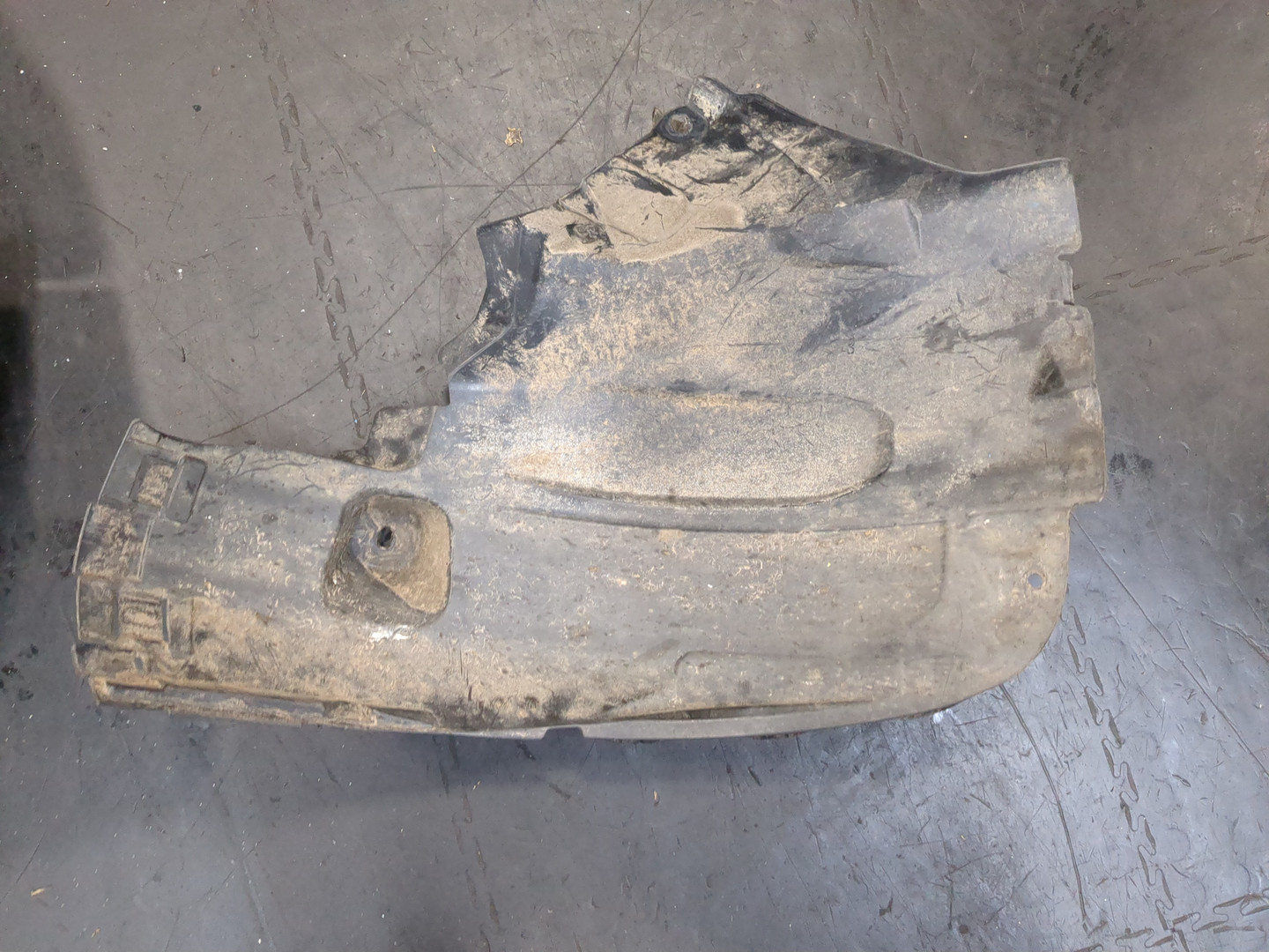 Локер передний правый