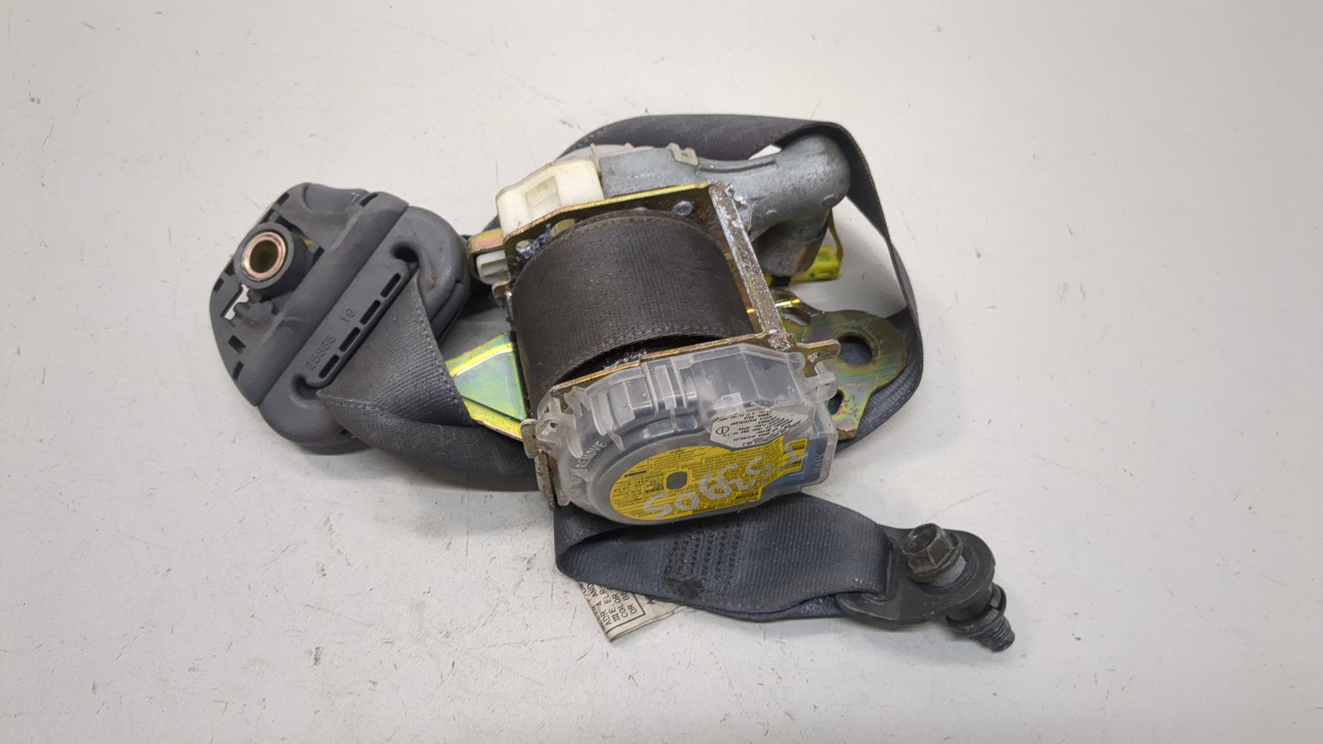 Ремень безопасности