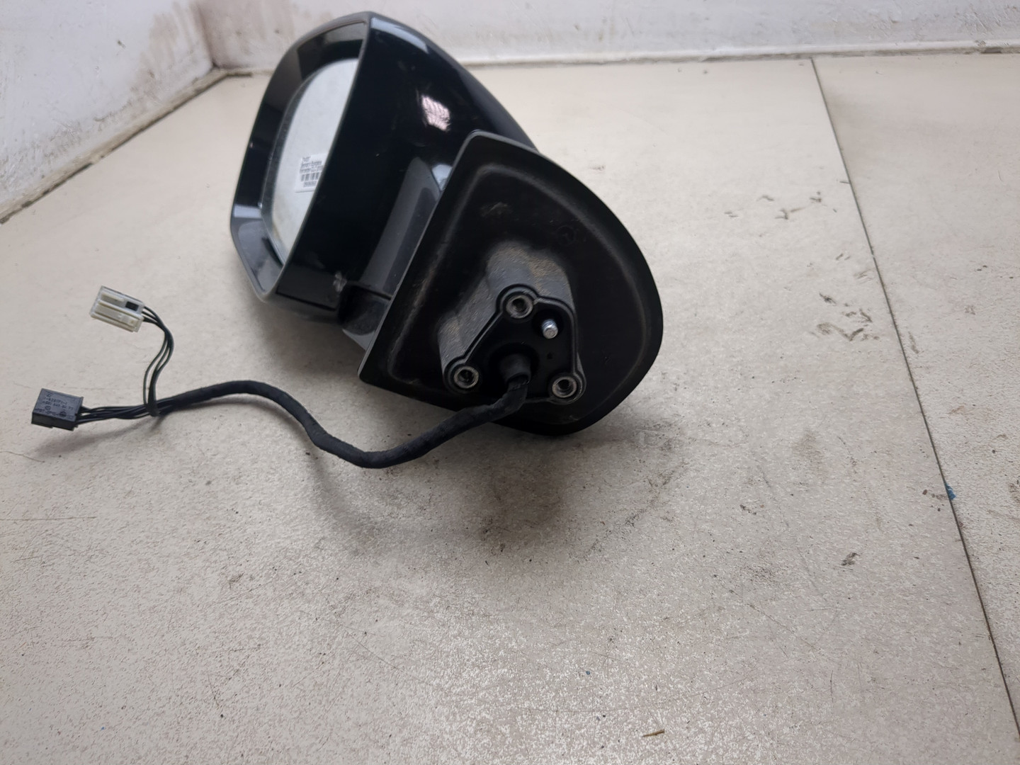 Зеркало левое электрическое