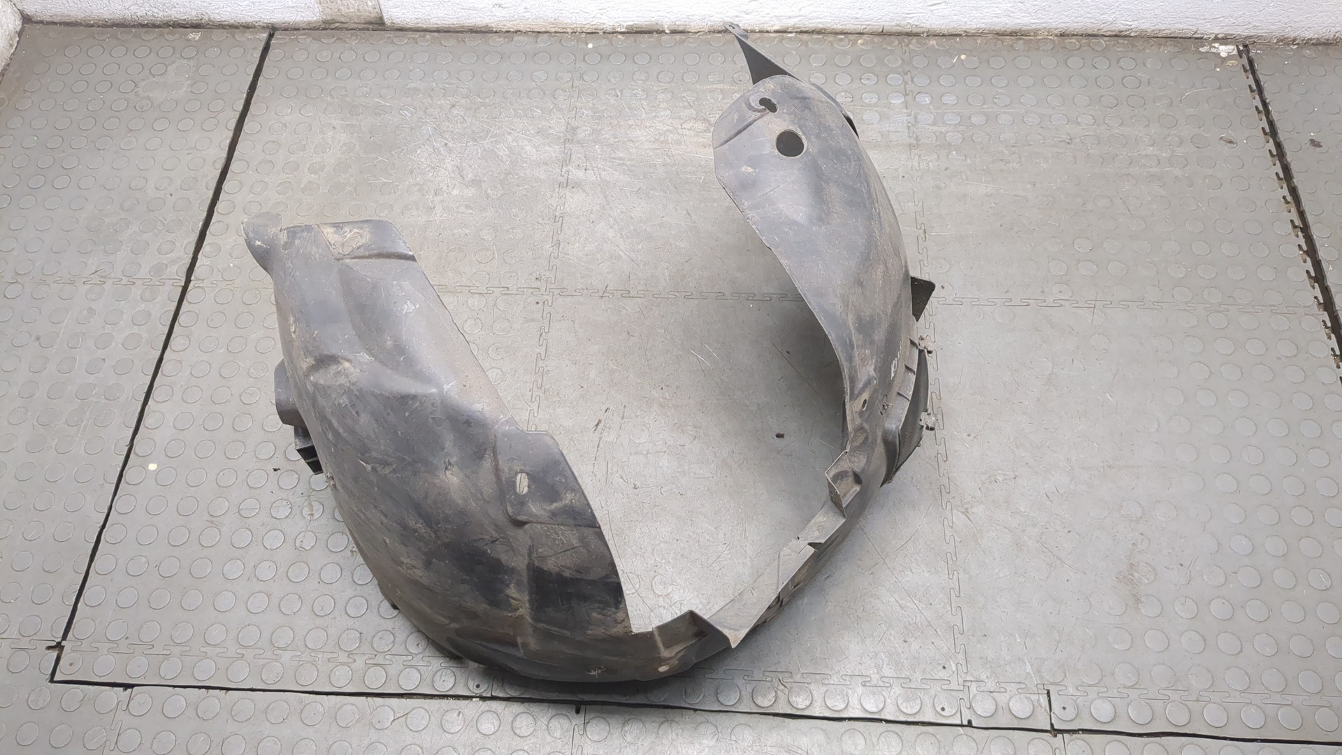 Локер передний правый