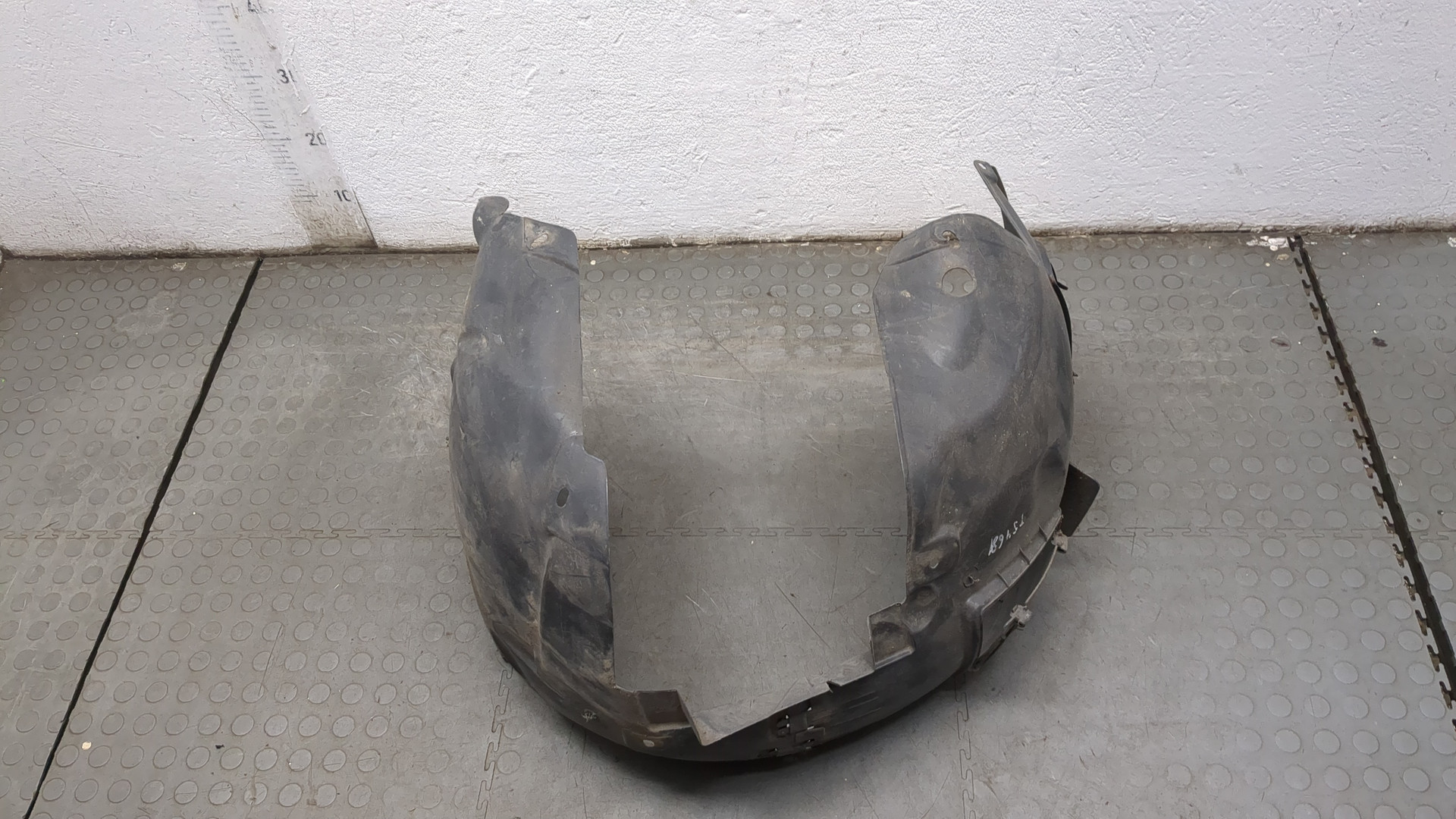 Локер передний правый