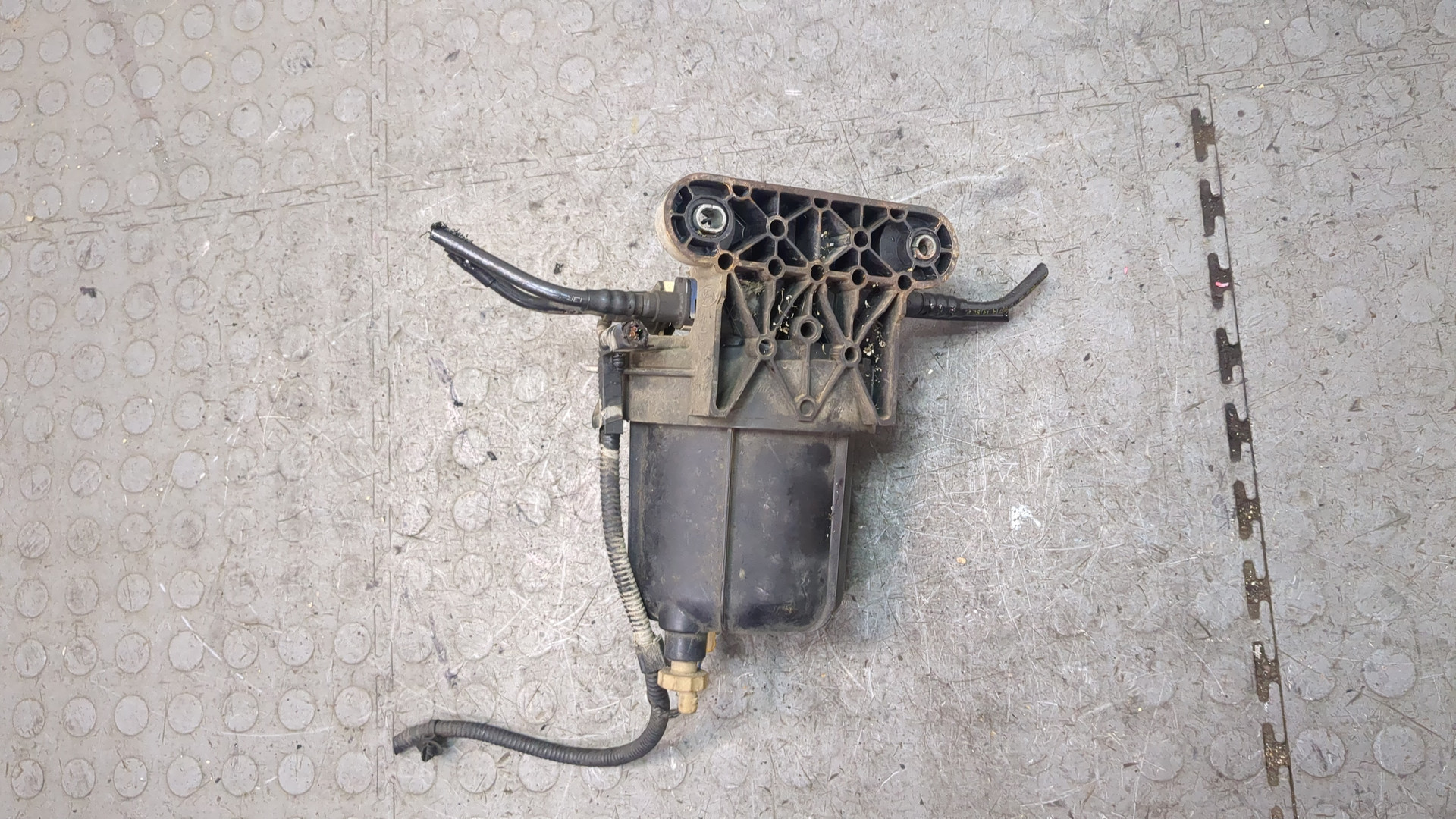 Корпус топливного фильтра