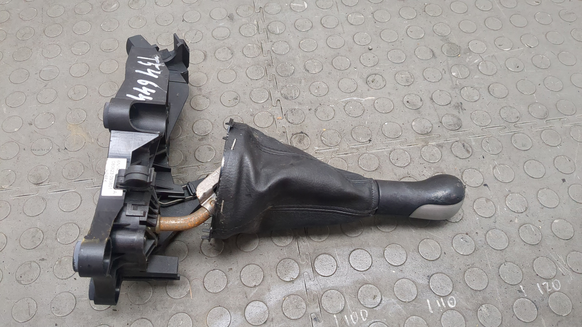 Кулиса МКПП / АКПП