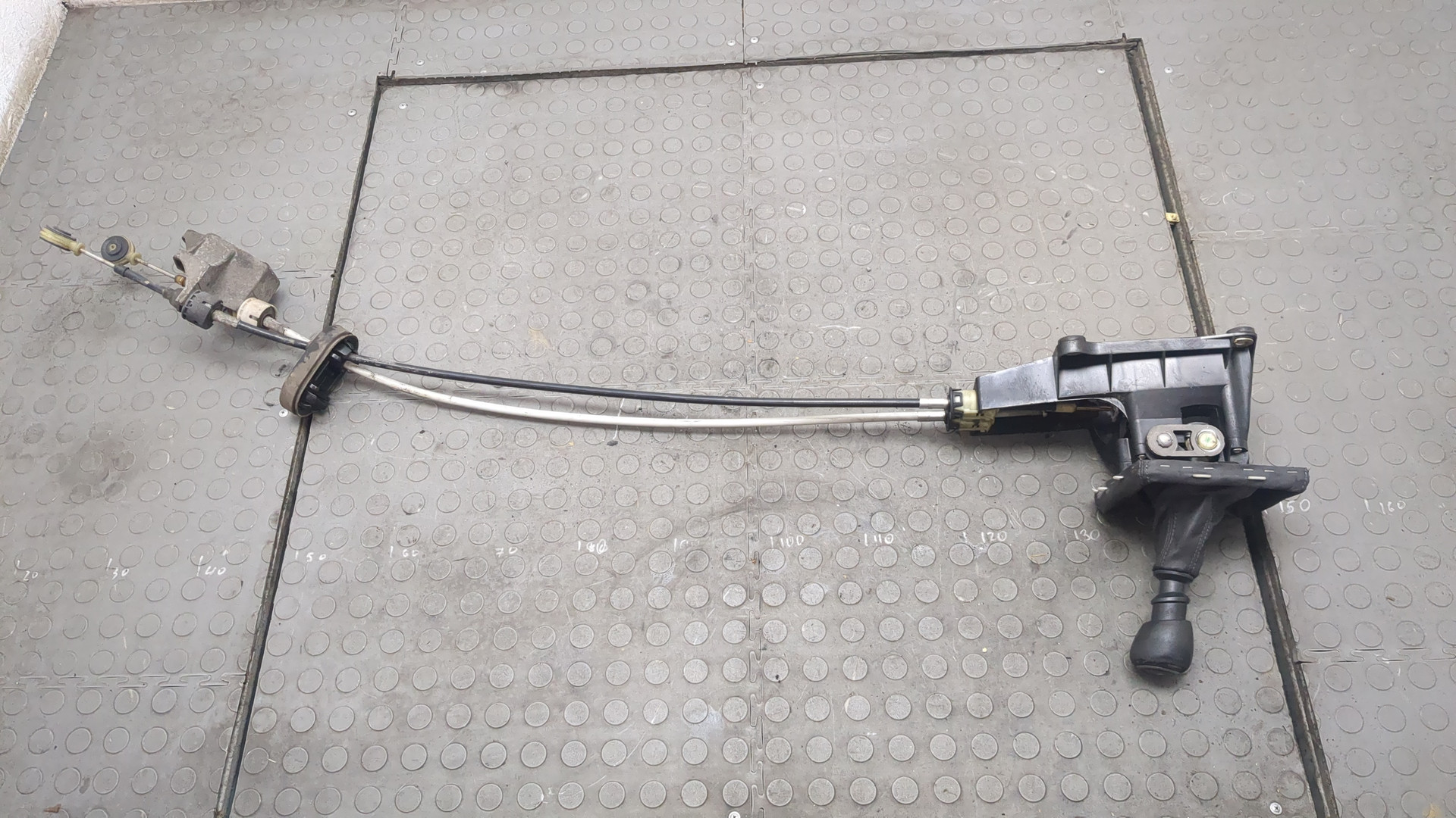 Кулиса МКПП / АКПП