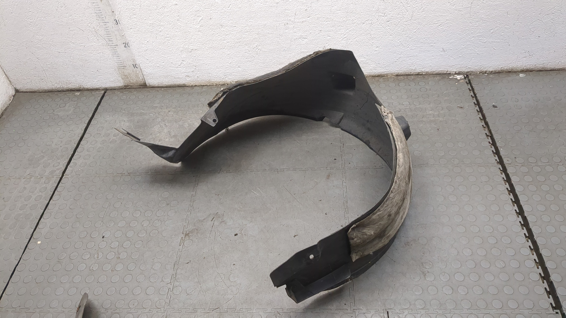 Локер передний правый