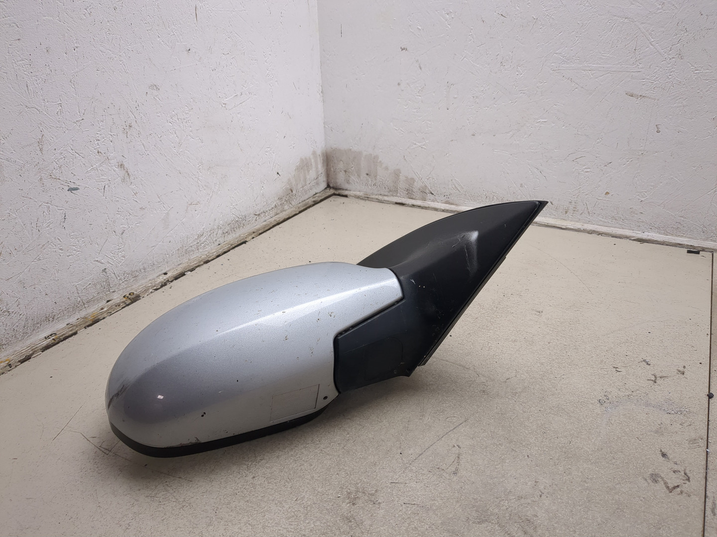 Зеркало правое электрическое